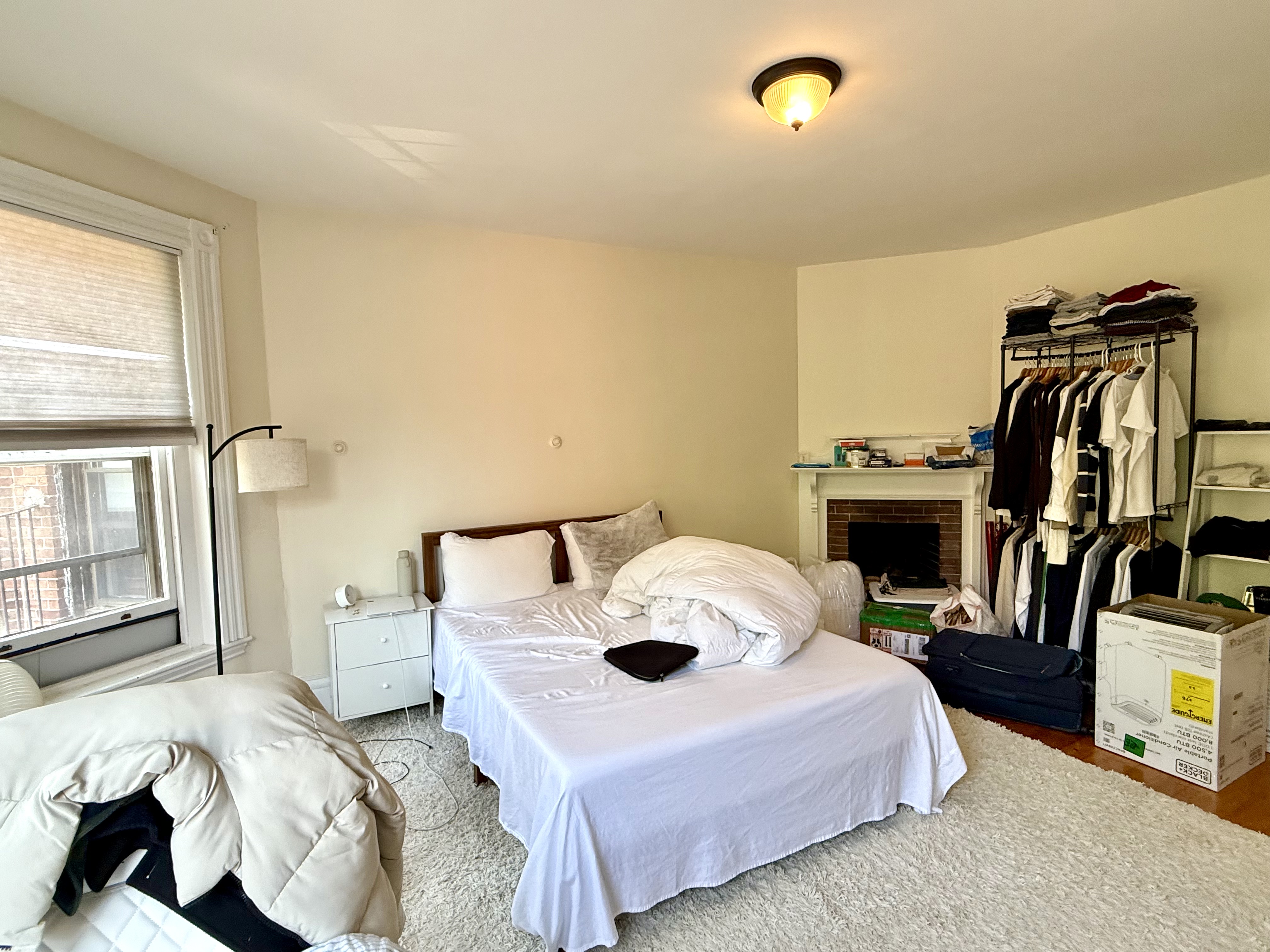 293 Newbury St, Back Bay