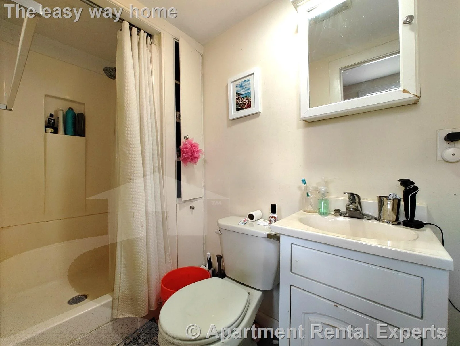 9 Medford St, Tufts
