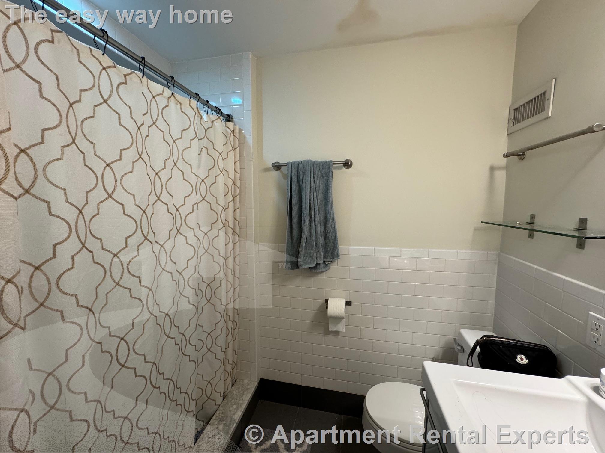 1110 Massachusetts Ave, Harvard Square