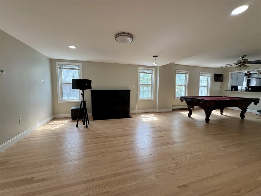 1318 Salem St, Malden