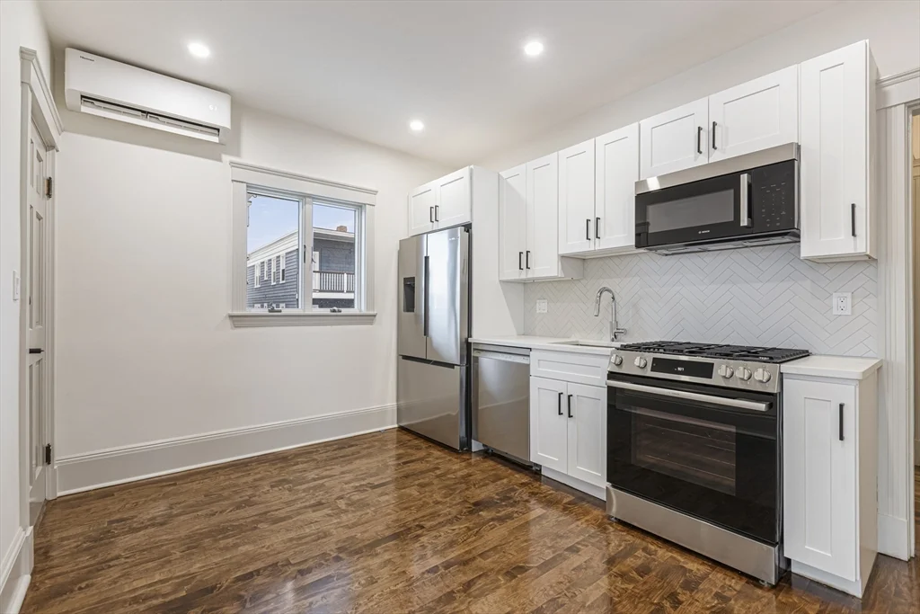 41 Westmoreland, Dorchester