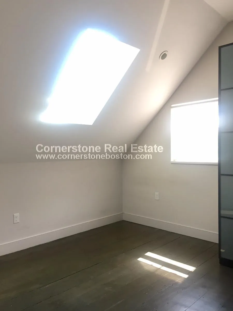 24 Washburn St, Dorchester