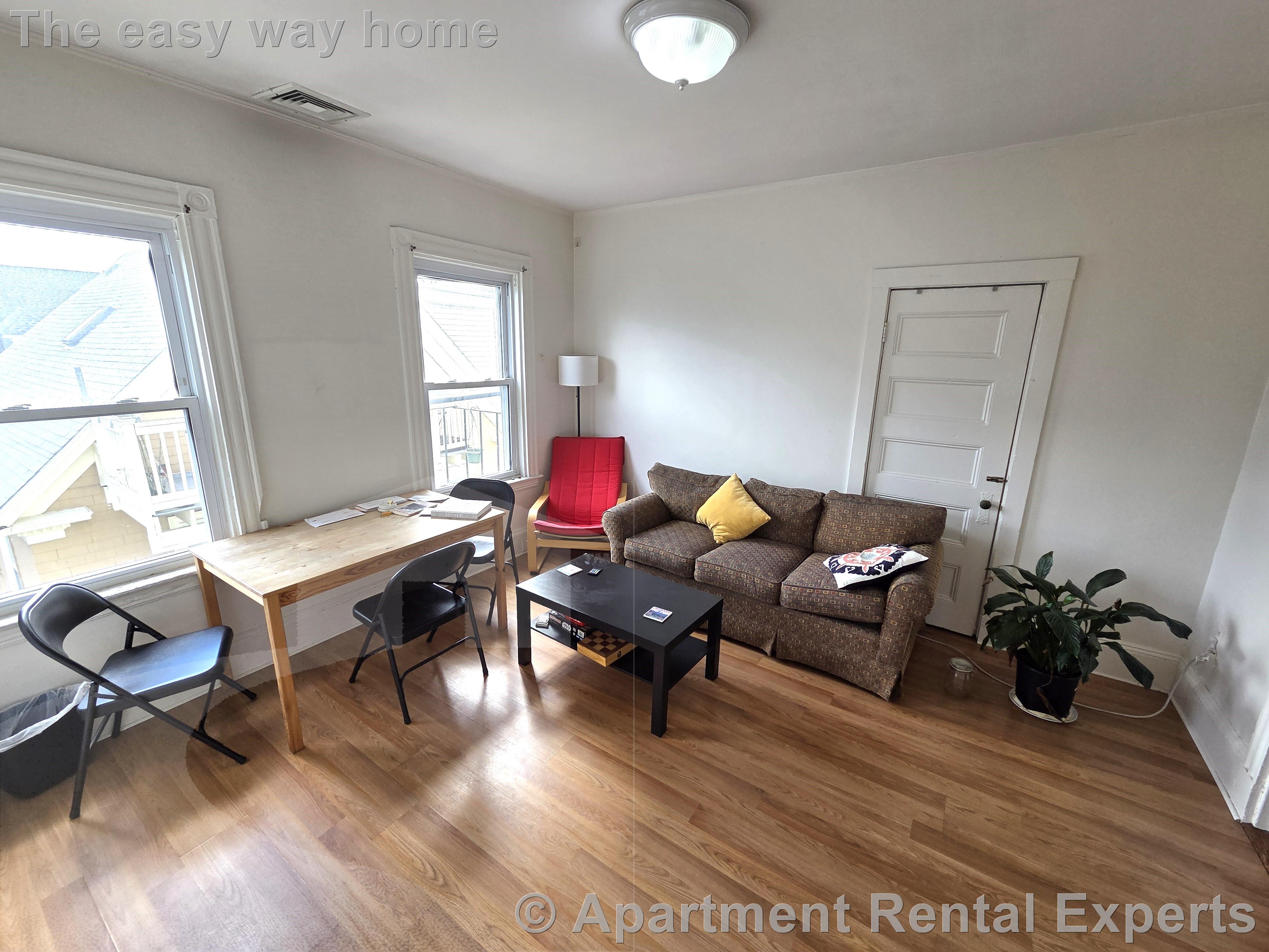 11 St Paul St, Central Square