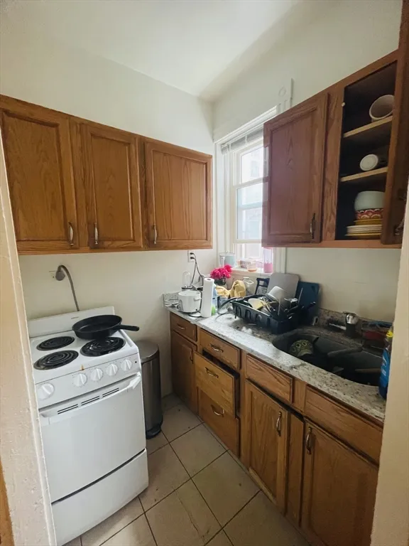 11 Tetlow St, Longwood