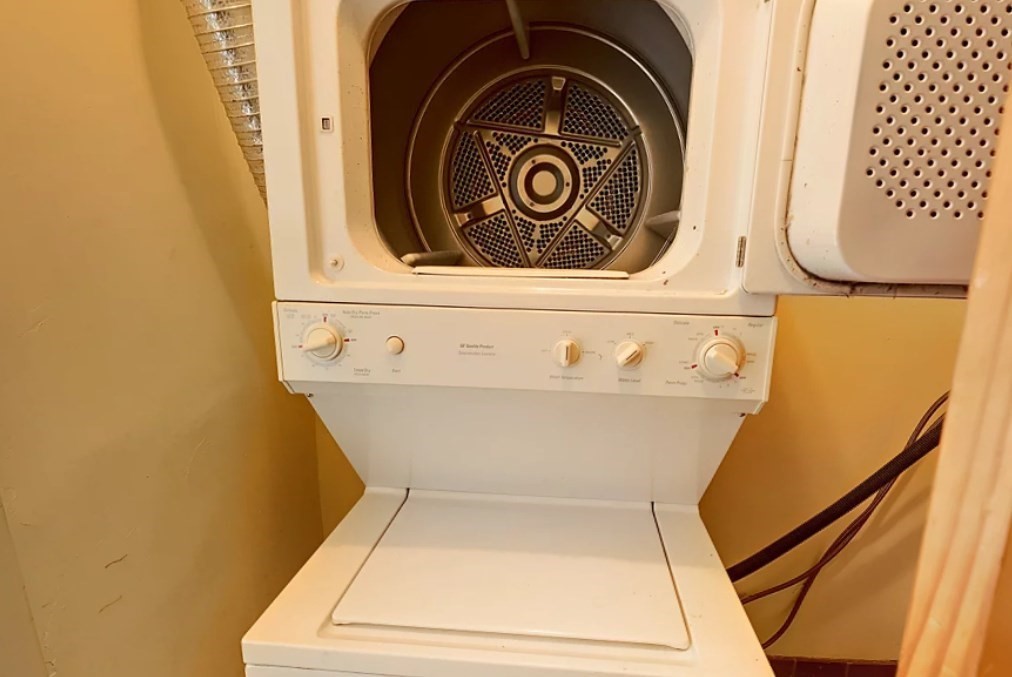 1406 Beacon St, Corey Hill