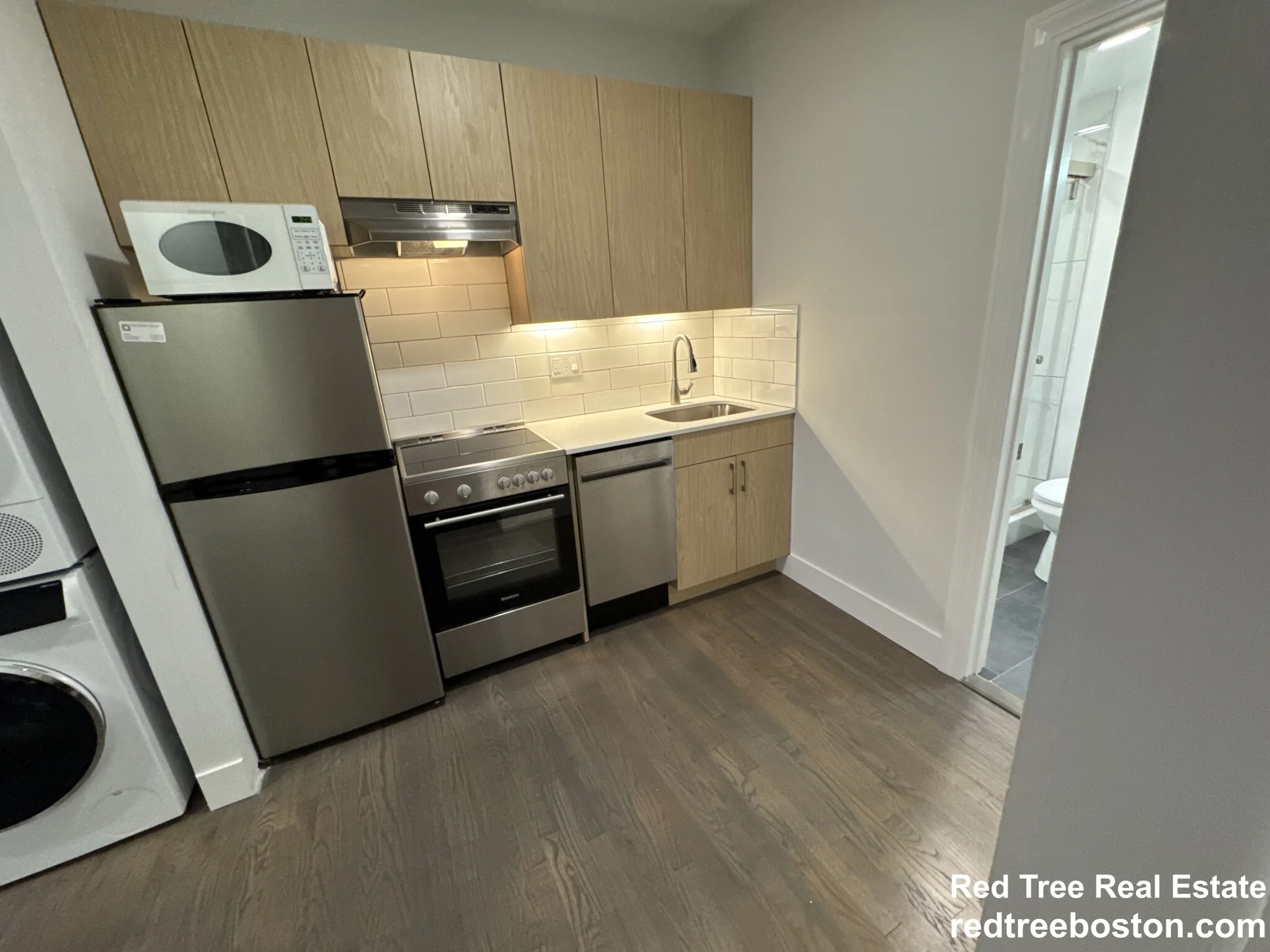 270 Newbury St, Back Bay
