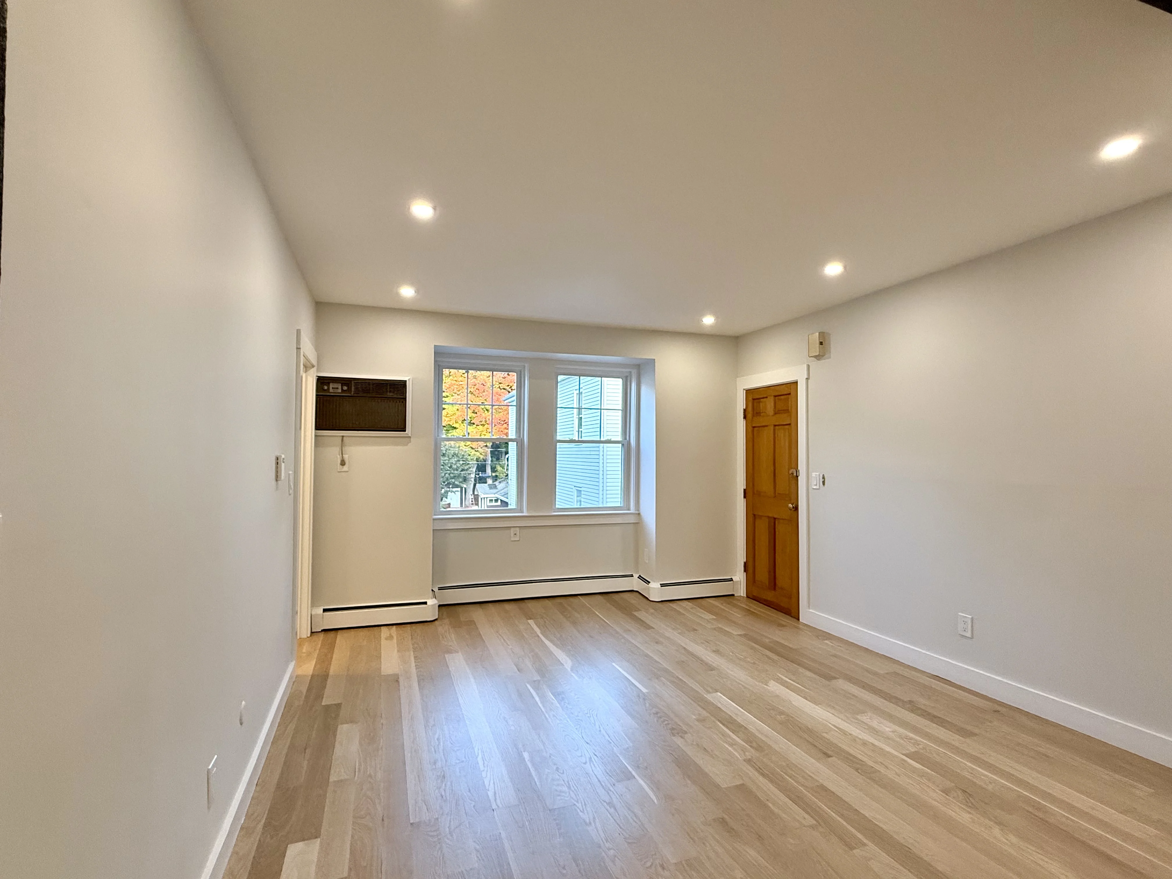 18 Roberts St, Brookline