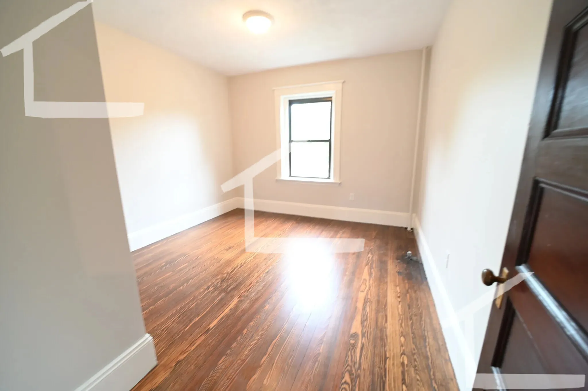 1855 Beacon St, Aspinwall Hill