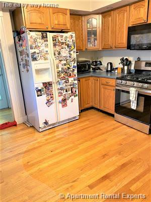 35 Irvington Rd, Tufts