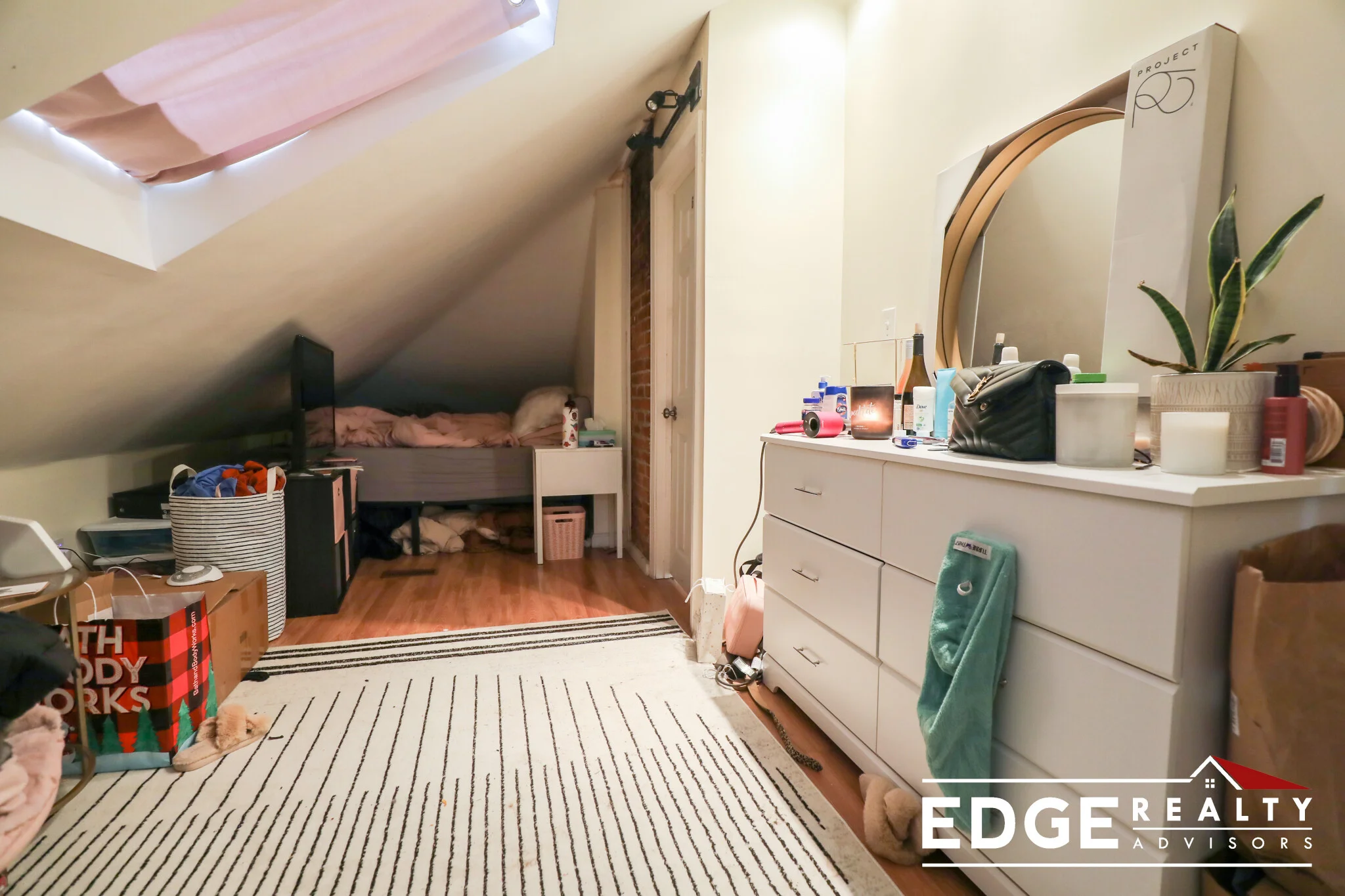 7 Greylock Rd, Brighton