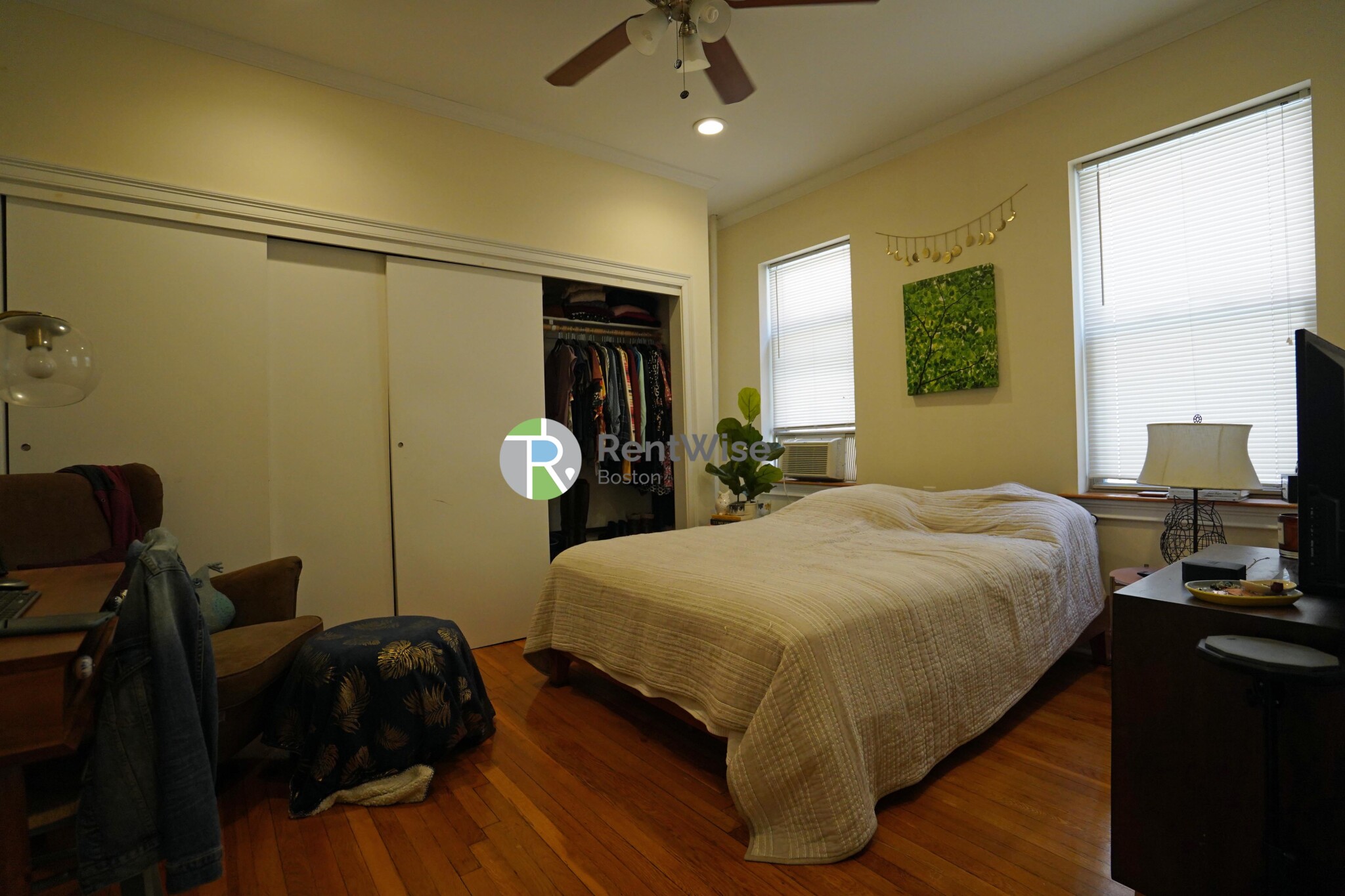 25 Queensberry St, Fenway