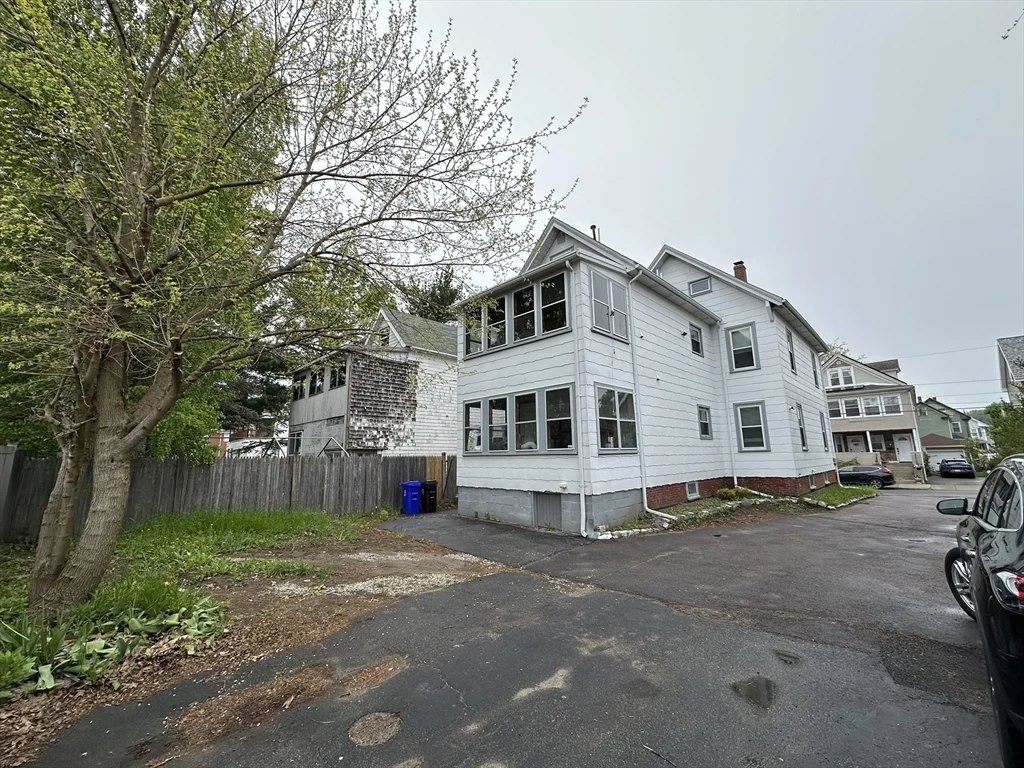 194 Adams St, Edgeworth