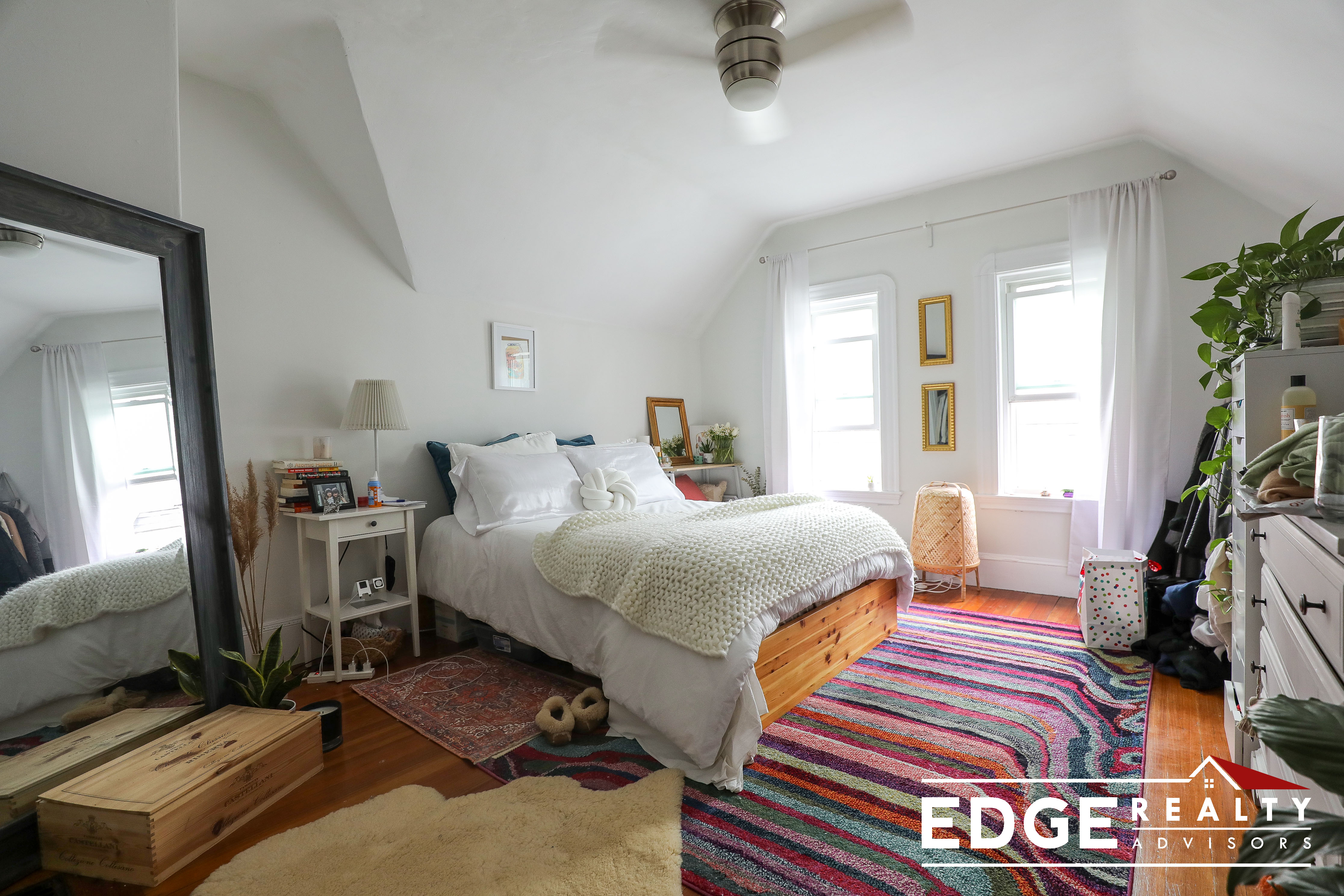 4 bed, 2 bath apartment for rent at 52 Donnybrook Rd Unit 1, Brighton — photo 9 of 11