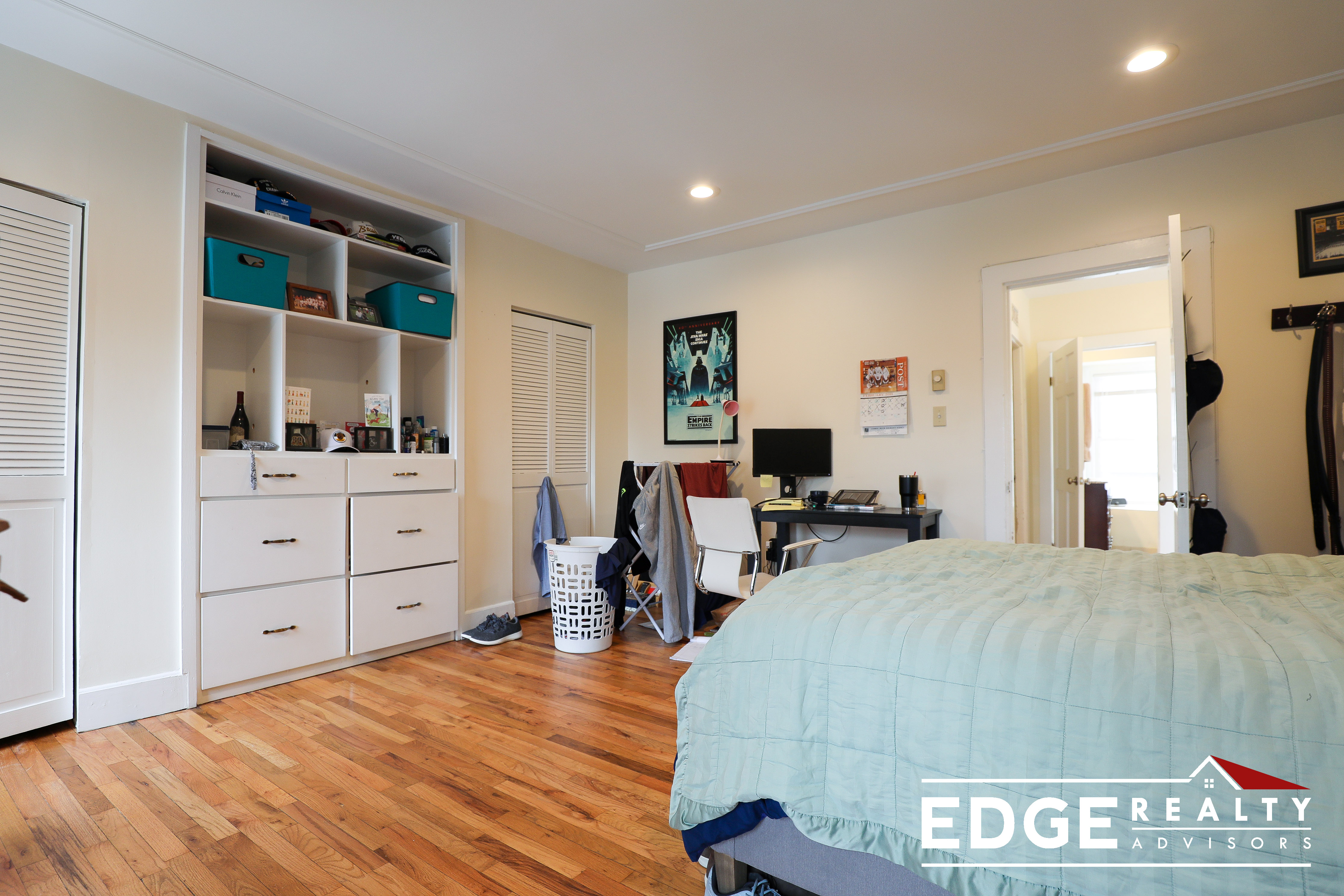 4 bed, 2 bath apartment for rent at 10 Woodmont St Unit 1, Brighton — photo 8 of 13