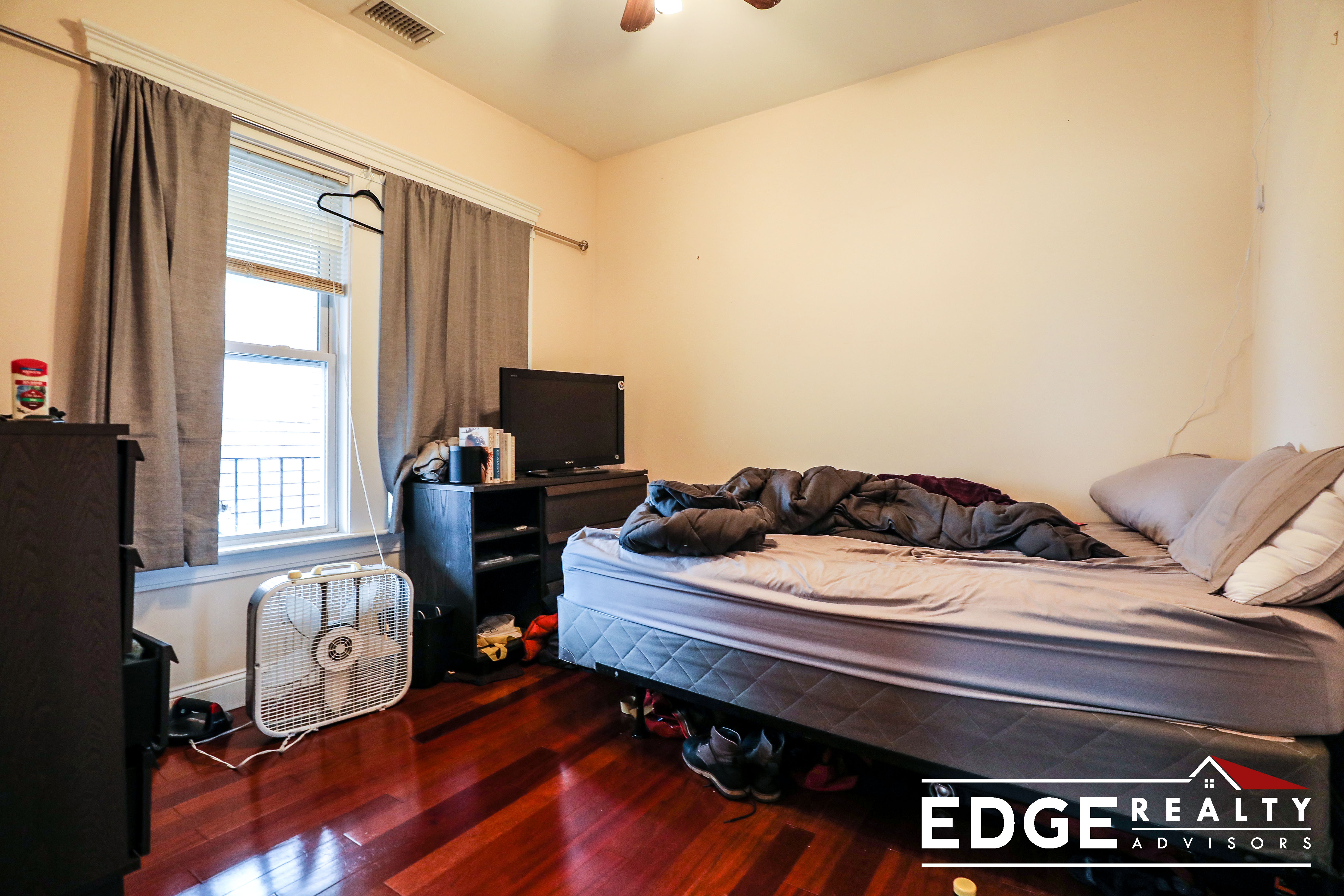 3 bed, 2 bath apartment for rent at 6 Delaware Pl Unit 3, Brighton — photo 6 of 10