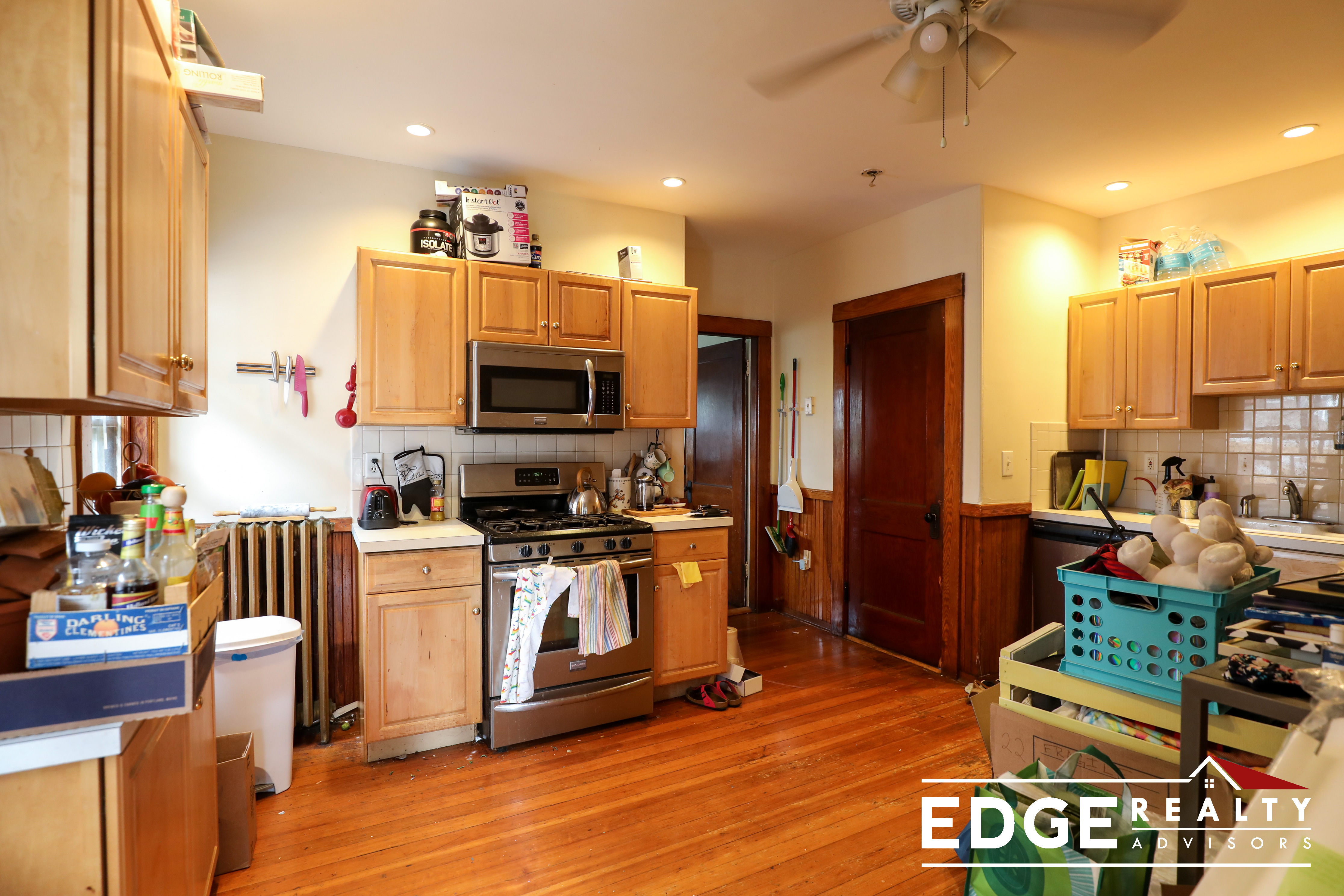 3 bed, 1 bath apartment for rent at 15 Melton Rd Unit 2, Brighton — photo 1 of 12