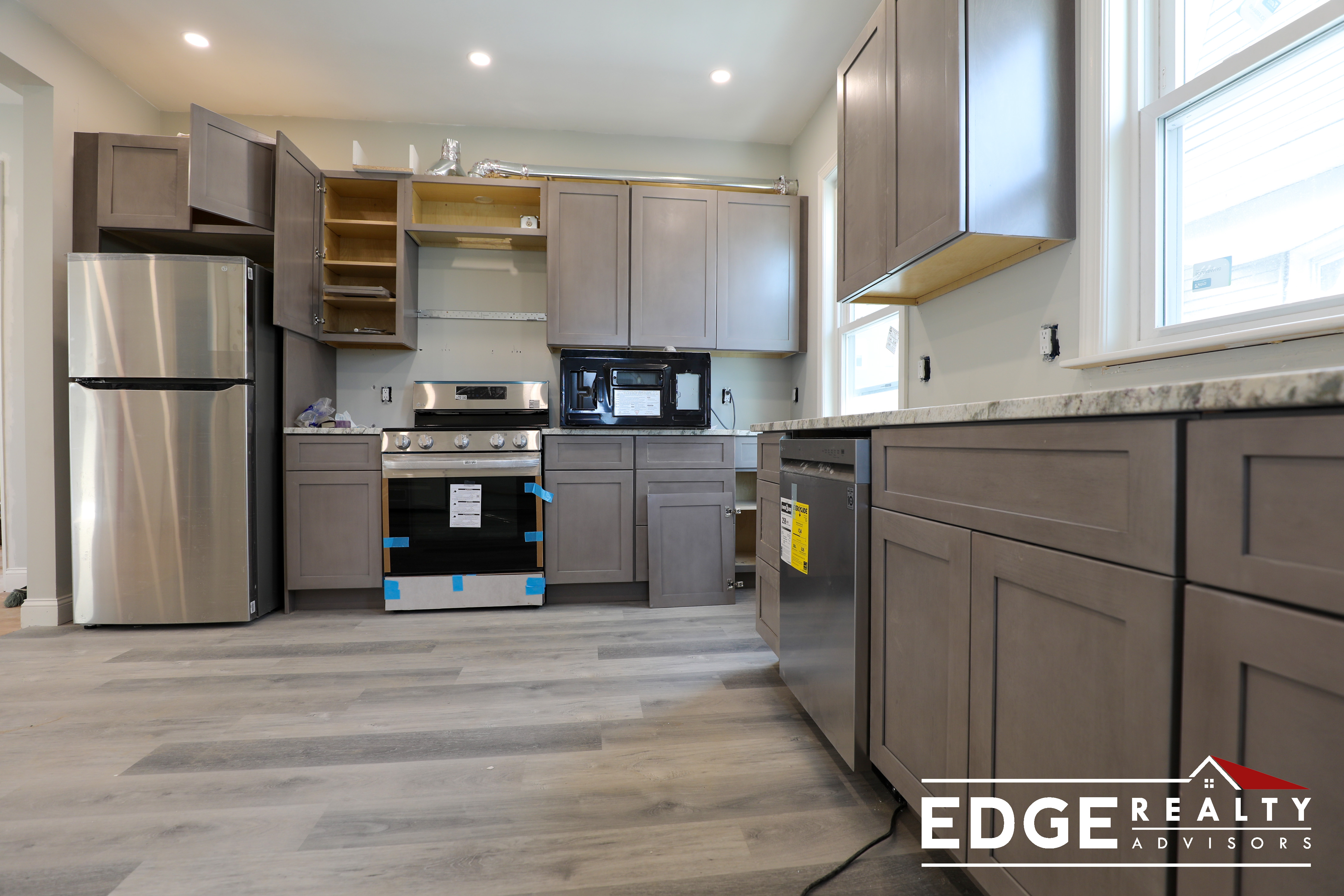 4 bed, 2 bath apartment for rent at 44 Cushman Rd Unit 1, Brighton — photo 1 of 9