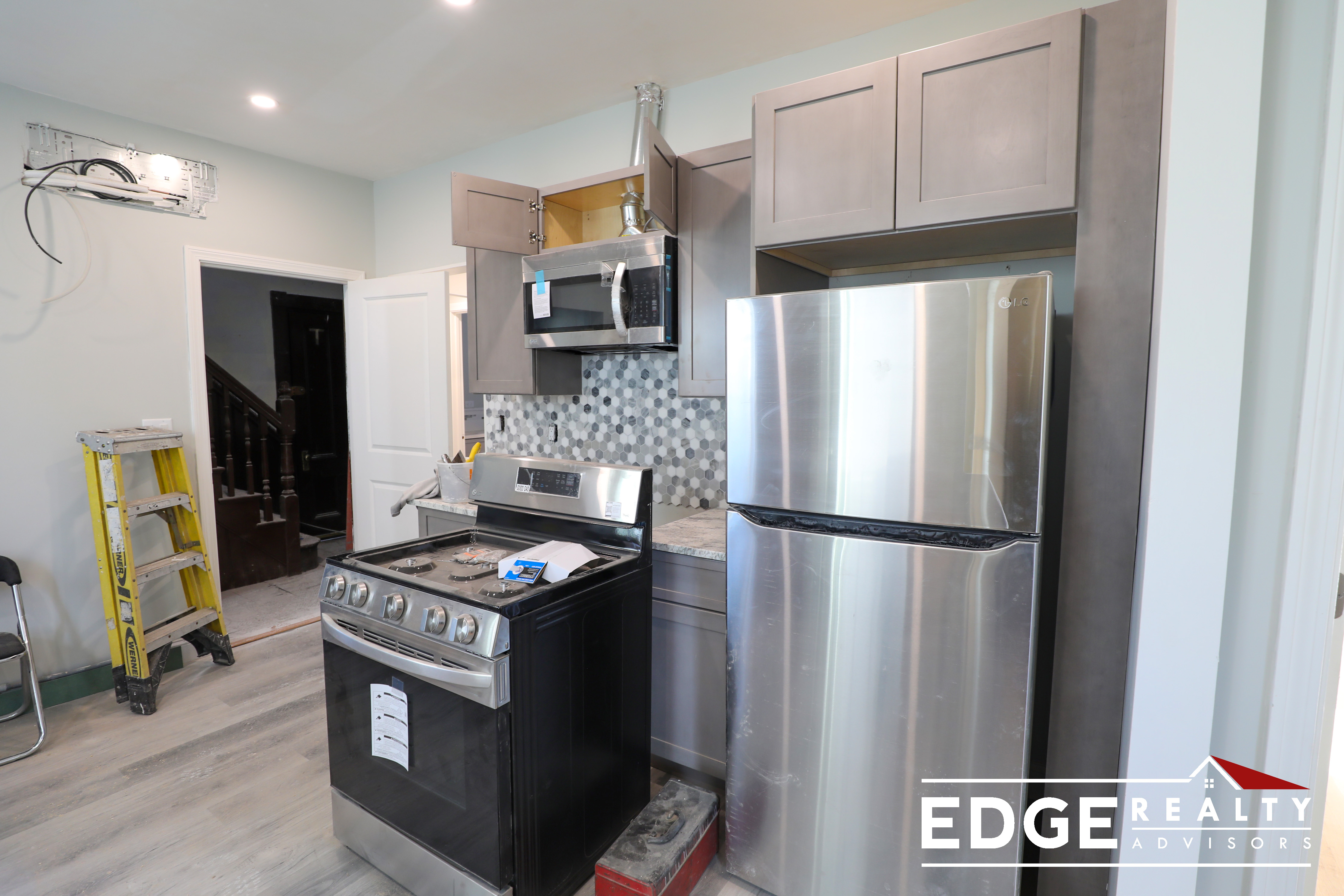 2 bed, 1 bath apartment for rent at 42 Cushman Rd Unit 1, Brighton — photo 2 of 6