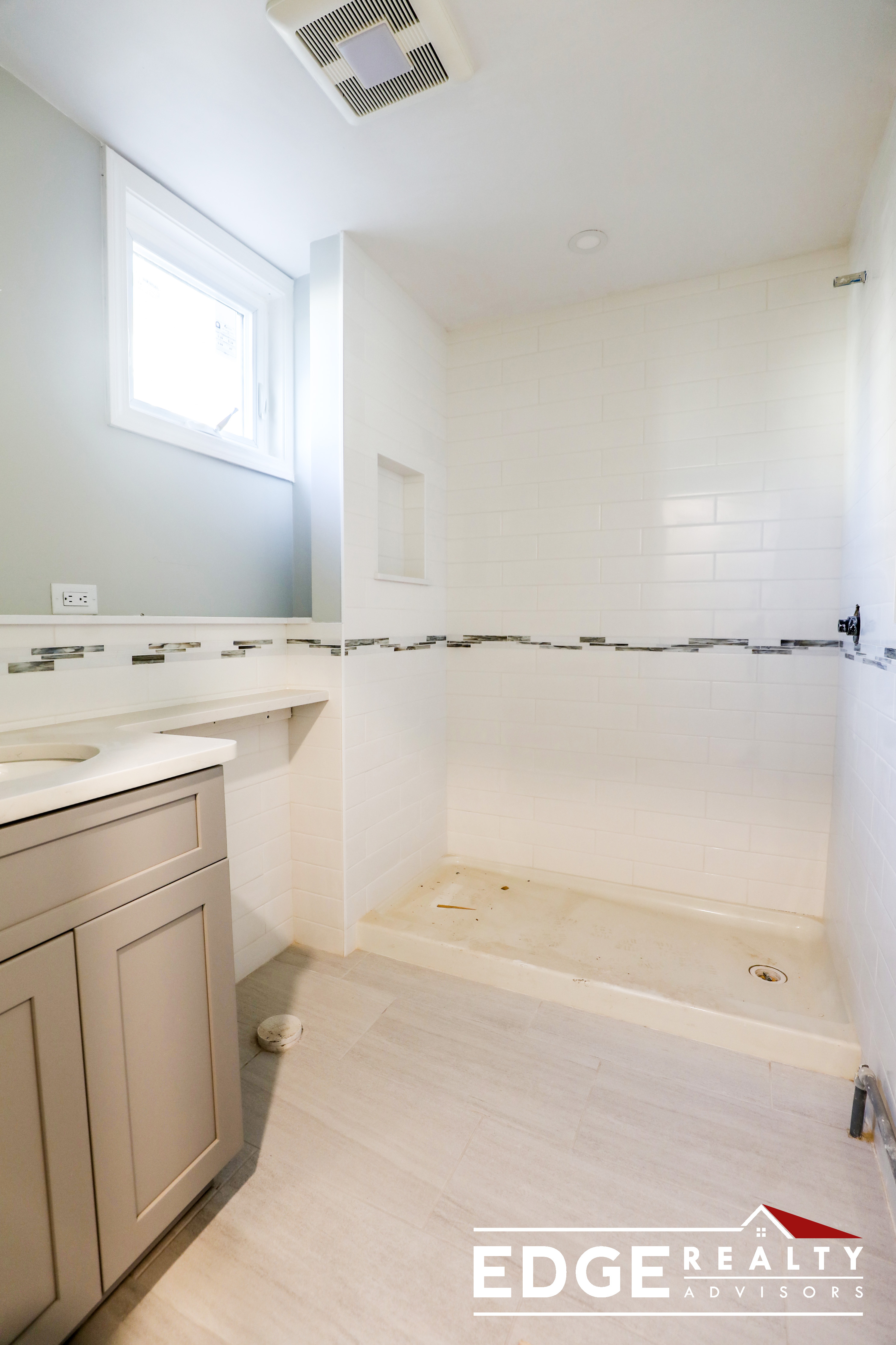 2 bed, 1 bath apartment for rent at 42 Cushman Rd Unit 1, Brighton — photo 6 of 6