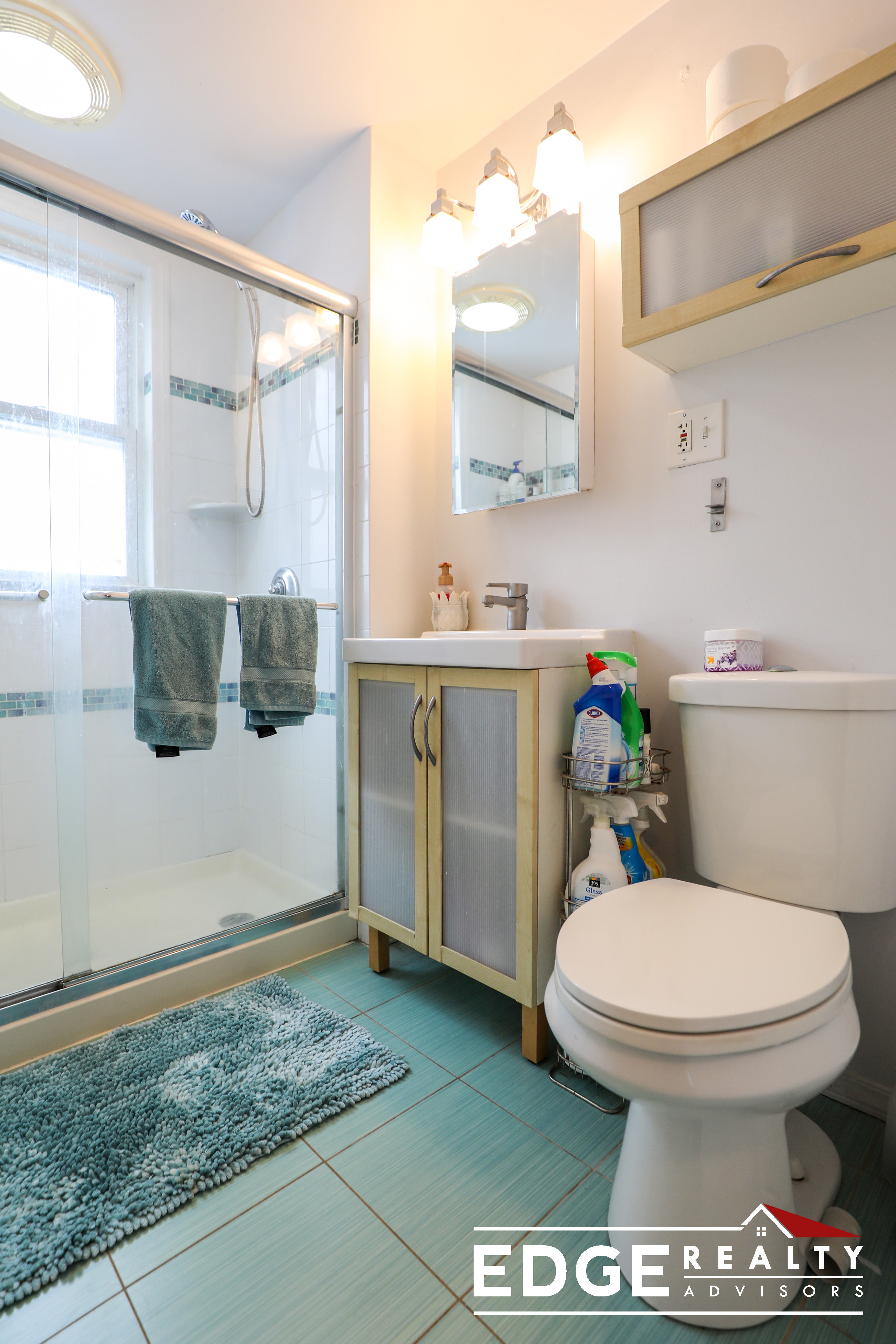 3 bed, 1 bath apartment for rent at 54 Donnybrook Rd Unit 1, Brighton — photo 10 of 12