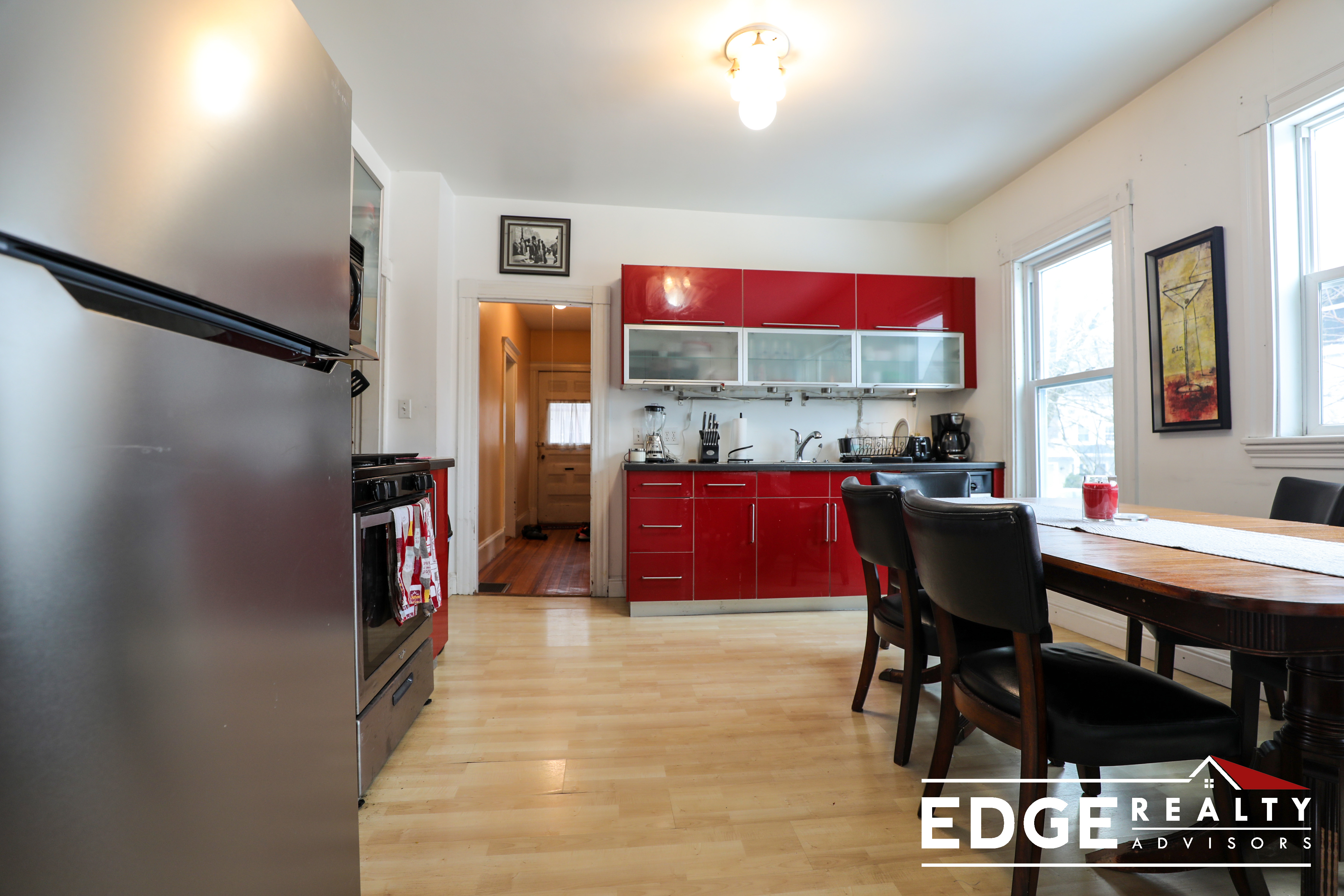3 bed, 1 bath apartment for rent at 54 Donnybrook Rd Unit 1, Brighton — photo 4 of 12