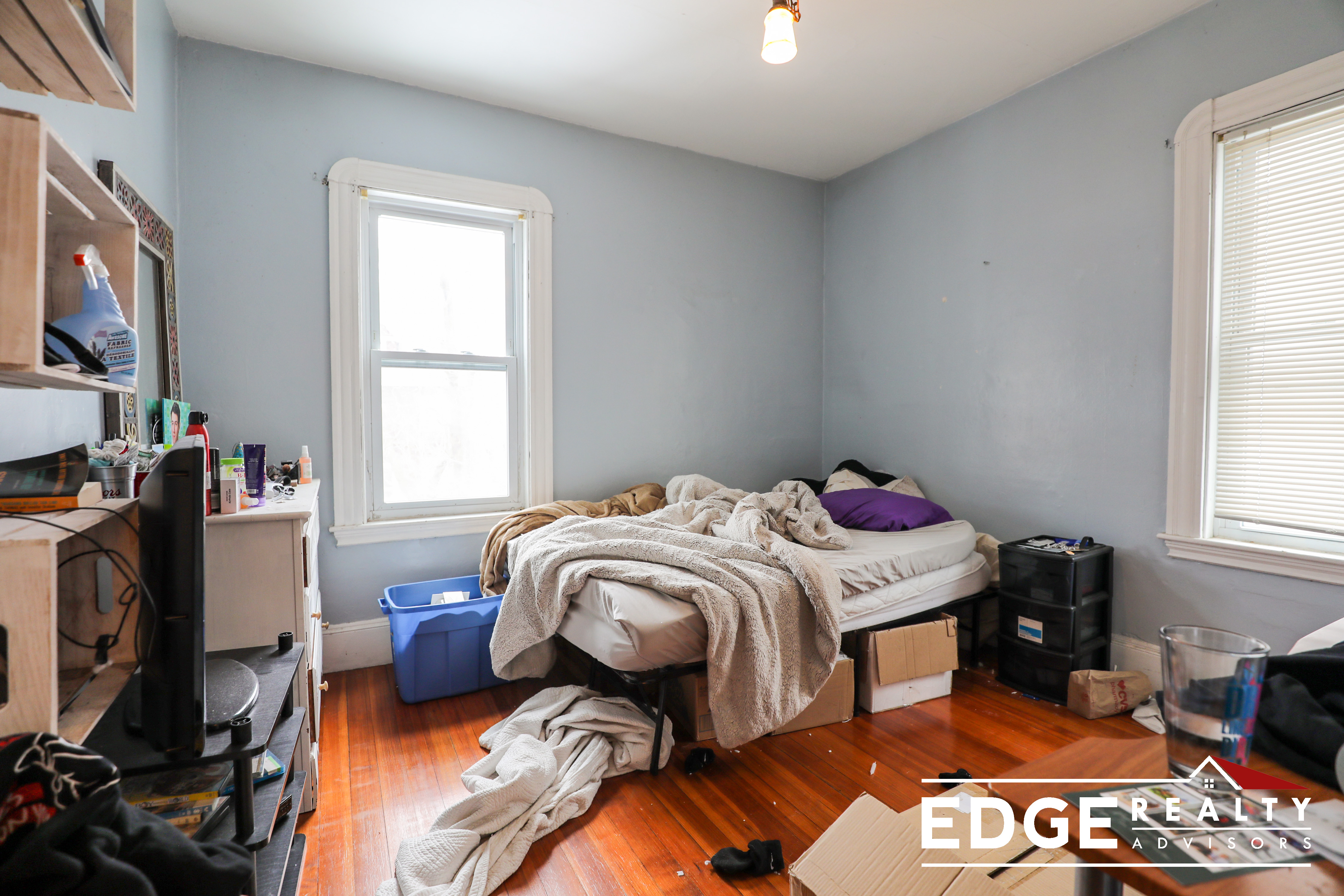 3 bed, 1 bath apartment for rent at 54 Donnybrook Rd Unit 1, Brighton — photo 9 of 12