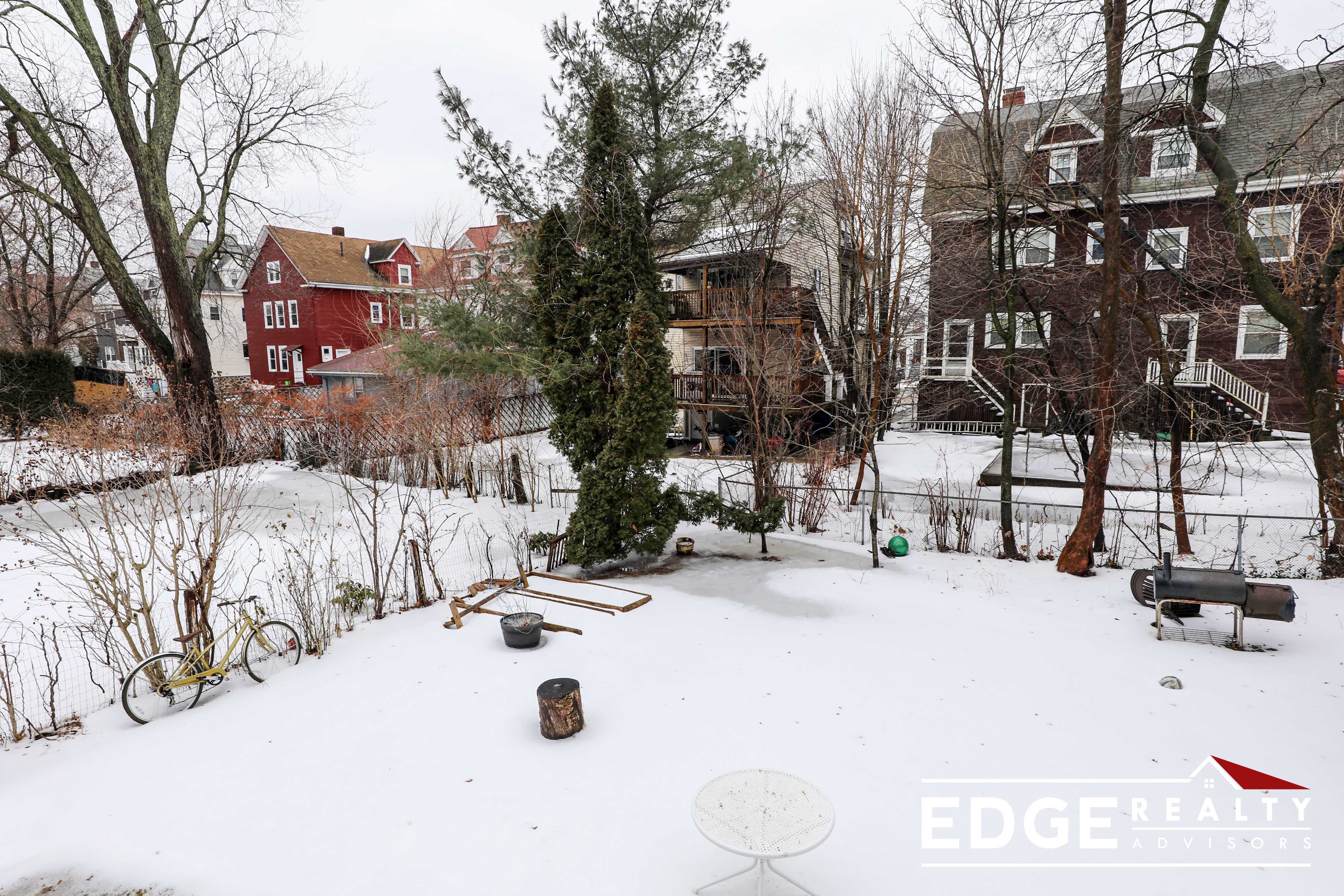 3 bed, 1 bath apartment for rent at 54 Donnybrook Rd Unit 1, Brighton — photo 12 of 12