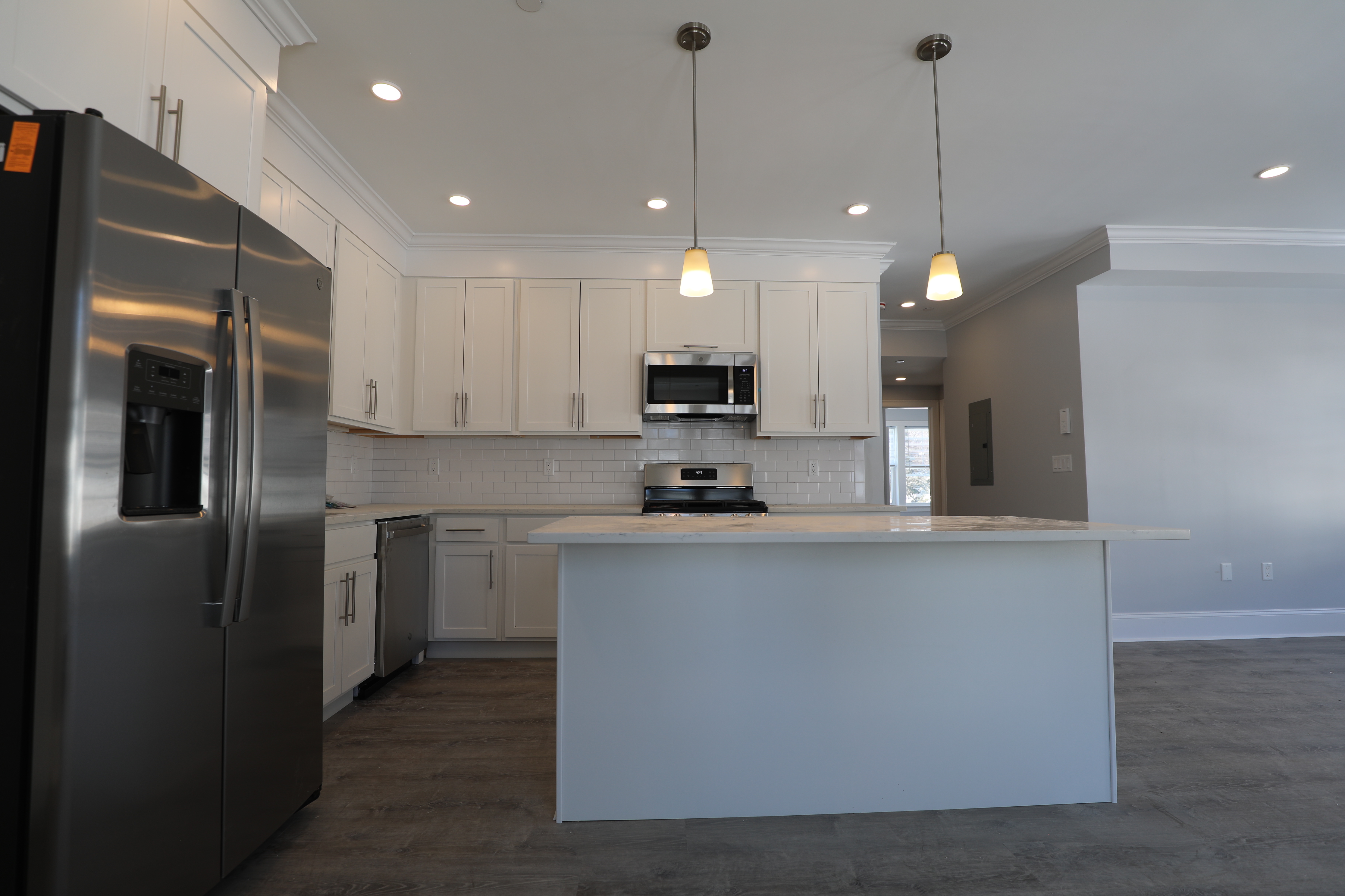 4 bed, 2 bath apartment for rent at 120 Kenrick St Unit 4, Brighton — photo 1 of 15