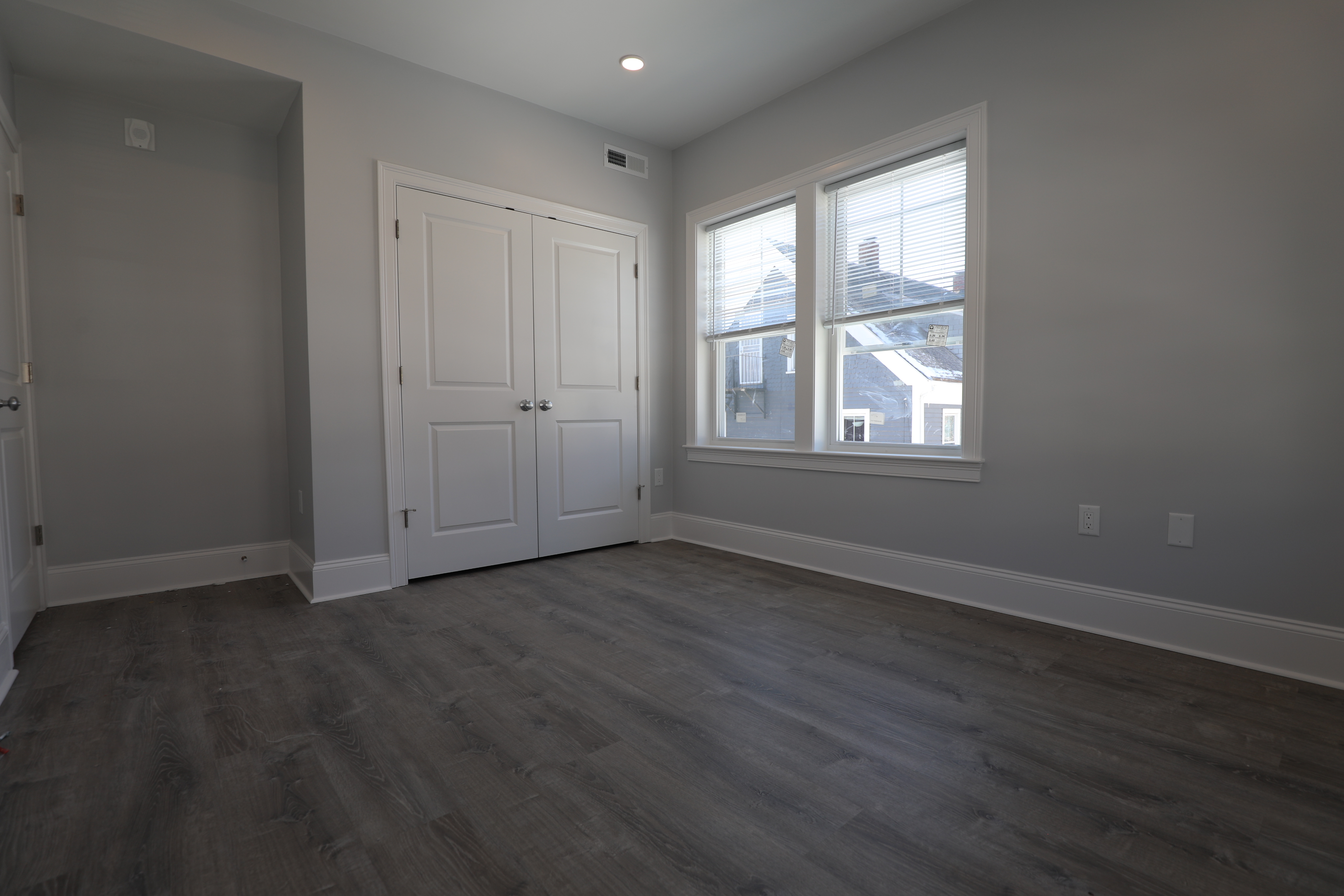 4 bed, 2 bath apartment for rent at 120 Kenrick St Unit 4, Brighton — photo 7 of 15