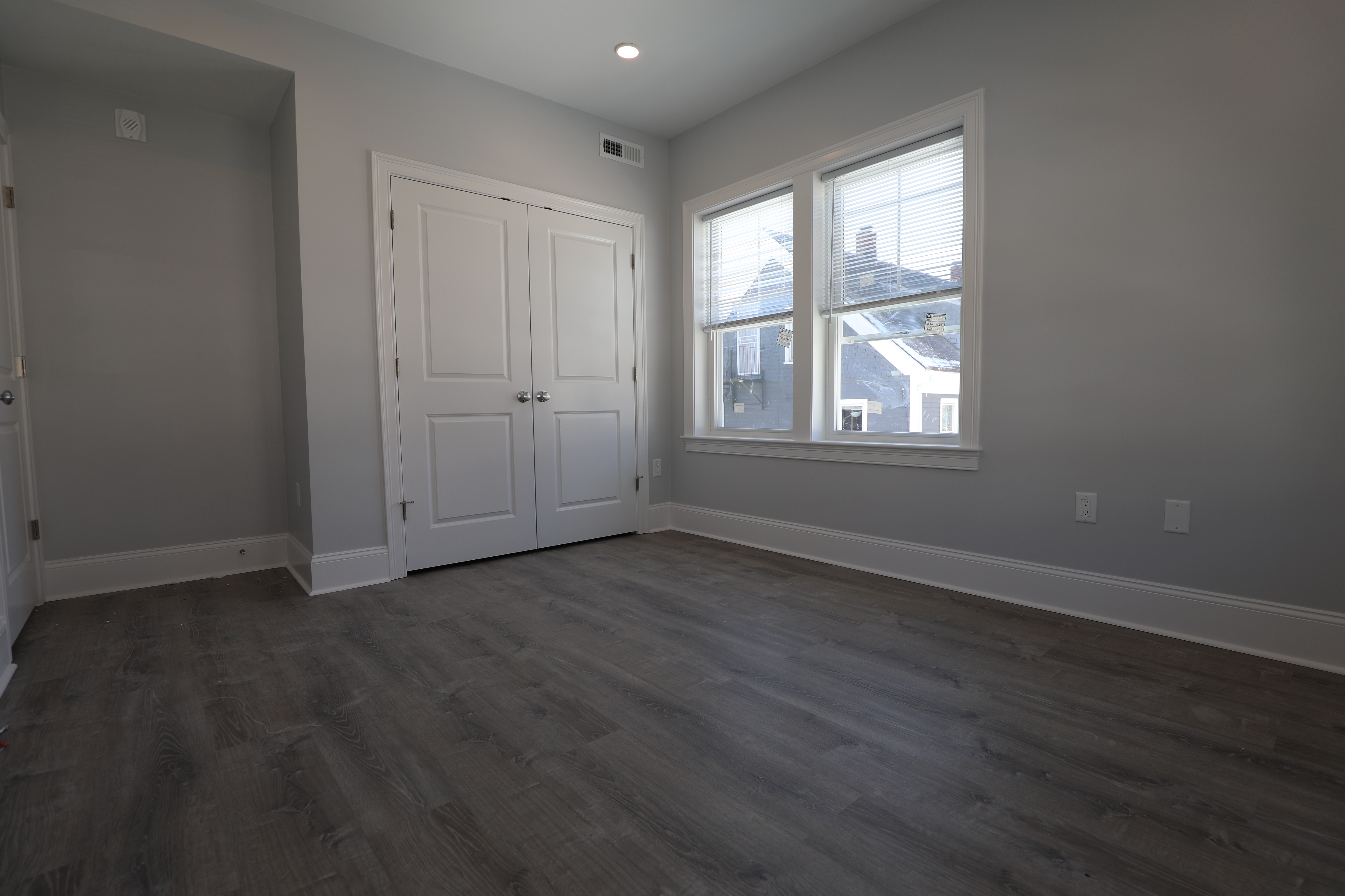 4 bed, 2 bath apartment for rent at 120 Kenrick St Unit 4, Brighton — photo 8 of 15
