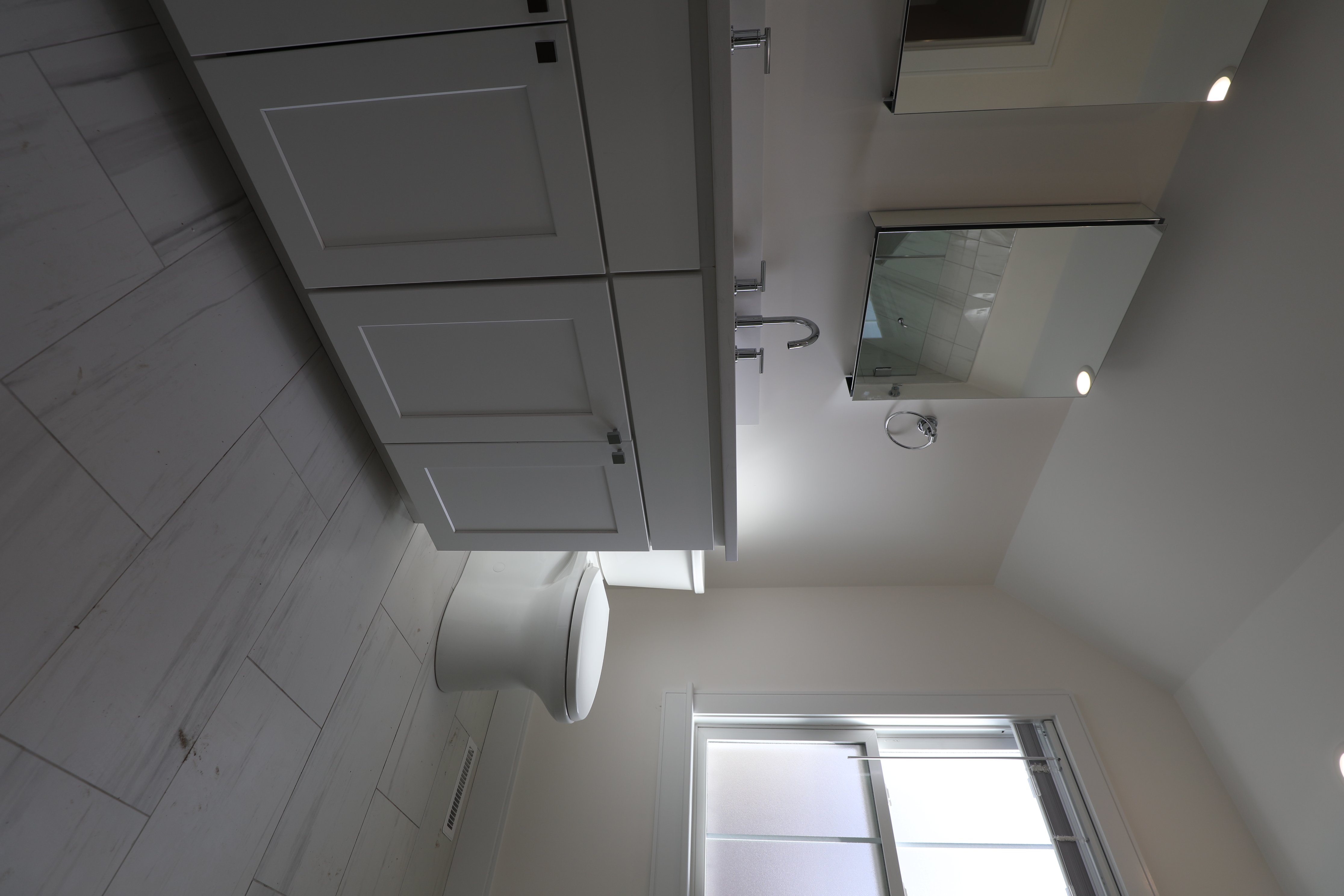 5 bed, 2 bath apartment for rent at 12 Falkland St Unit 2, Brighton — photo 14 of 15