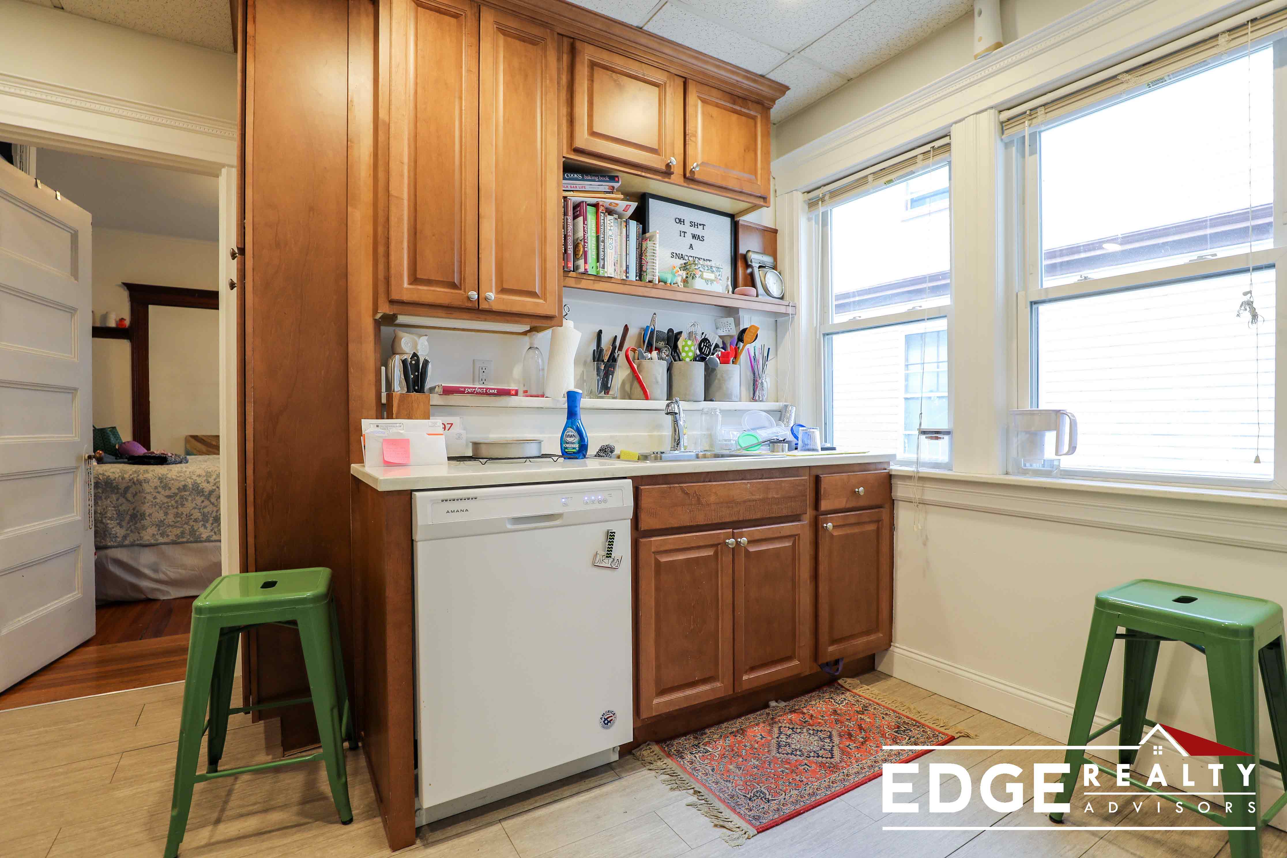 4 bed, 1 bath apartment for rent at 324 Faneuil St Unit 2, Brighton