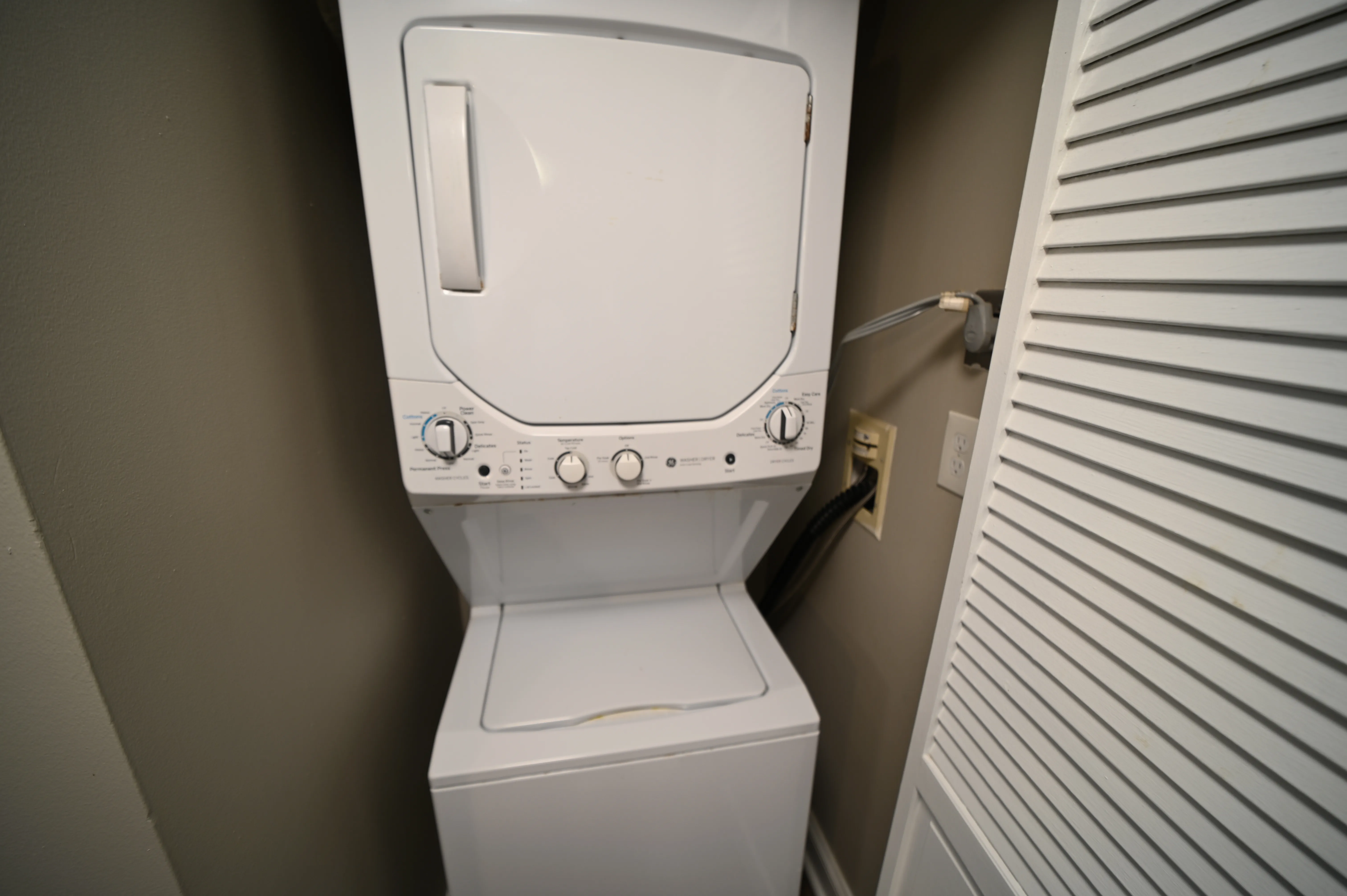 1111 Beacon St, Coolidge Corner