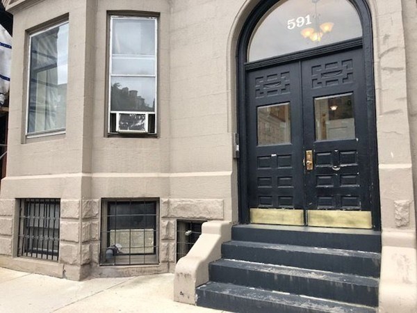 591 Beacon St, Back Bay