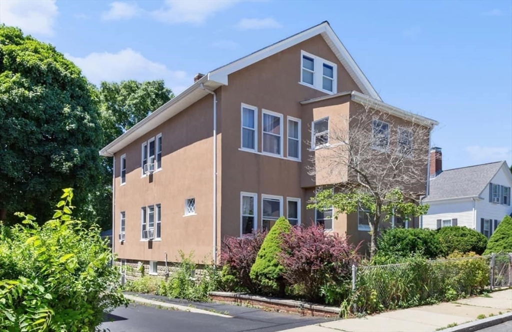 241 Beech St, Roslindale