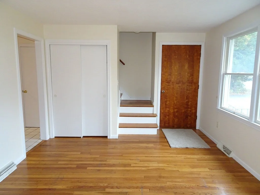 6 Pondover Rd, Billerica