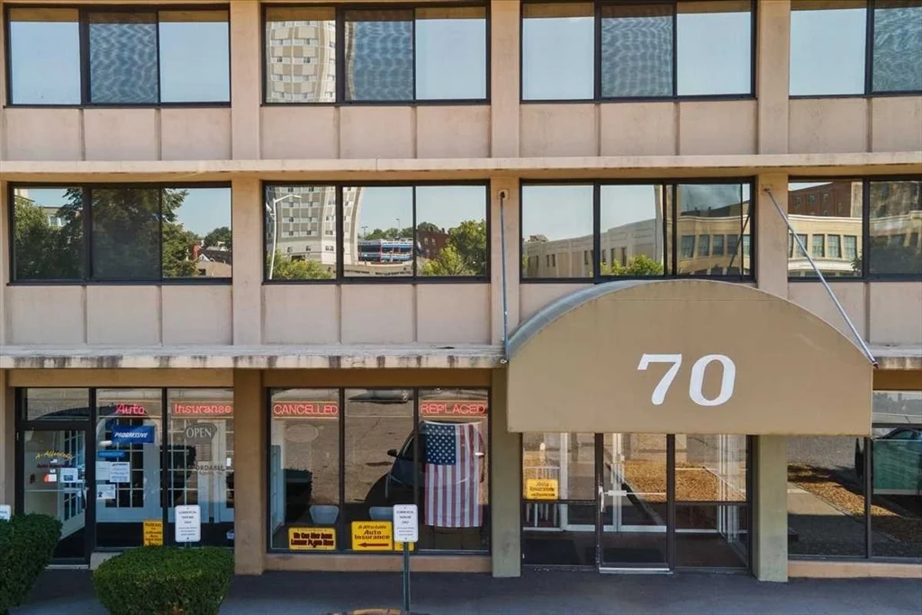 70 Southbridge St,, Worcester