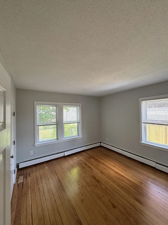 25 1/2 Porter St, Taunton