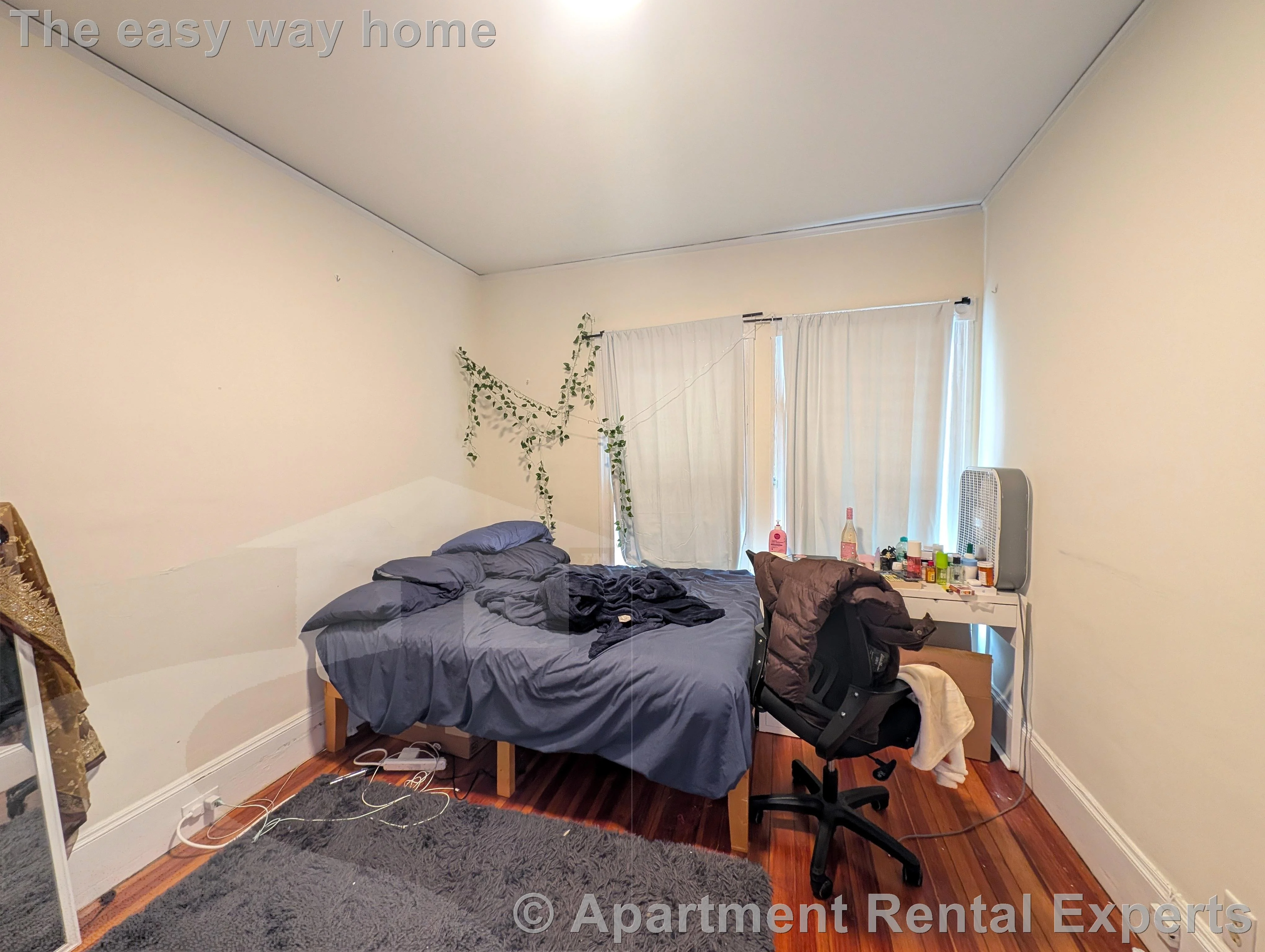 16 Curtis Ave, Tufts