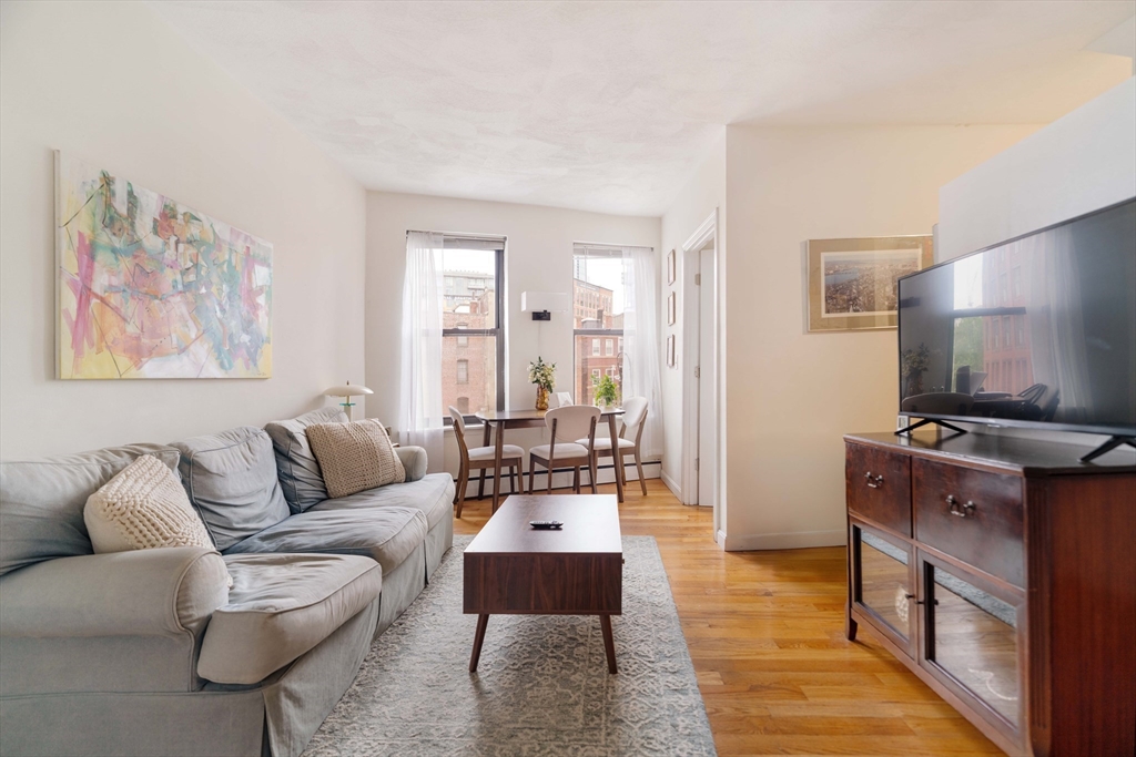 5 N Margin St, North End