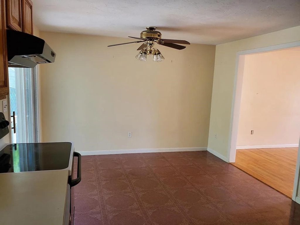 118 Montclair Ave, Waltham