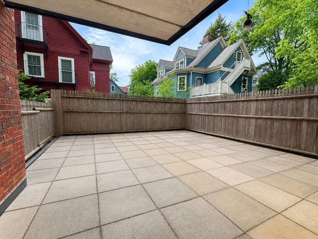 31 Harris, Coolidge Corner