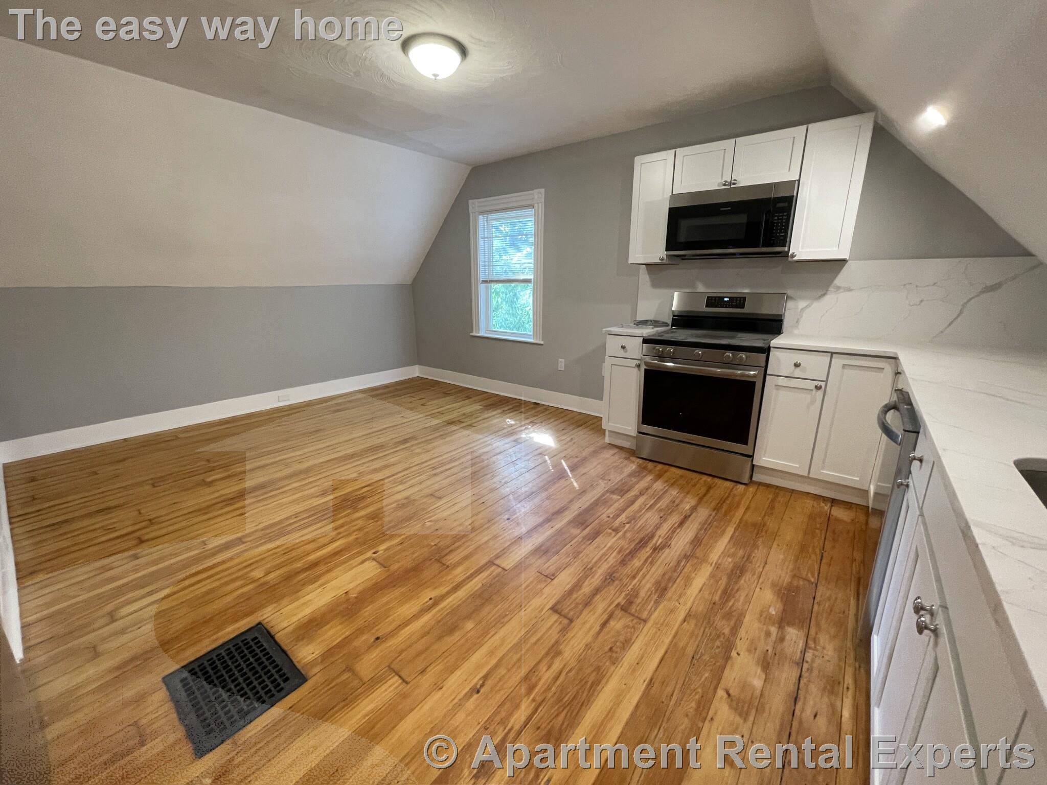 35 Cameron Ave, Davis Square