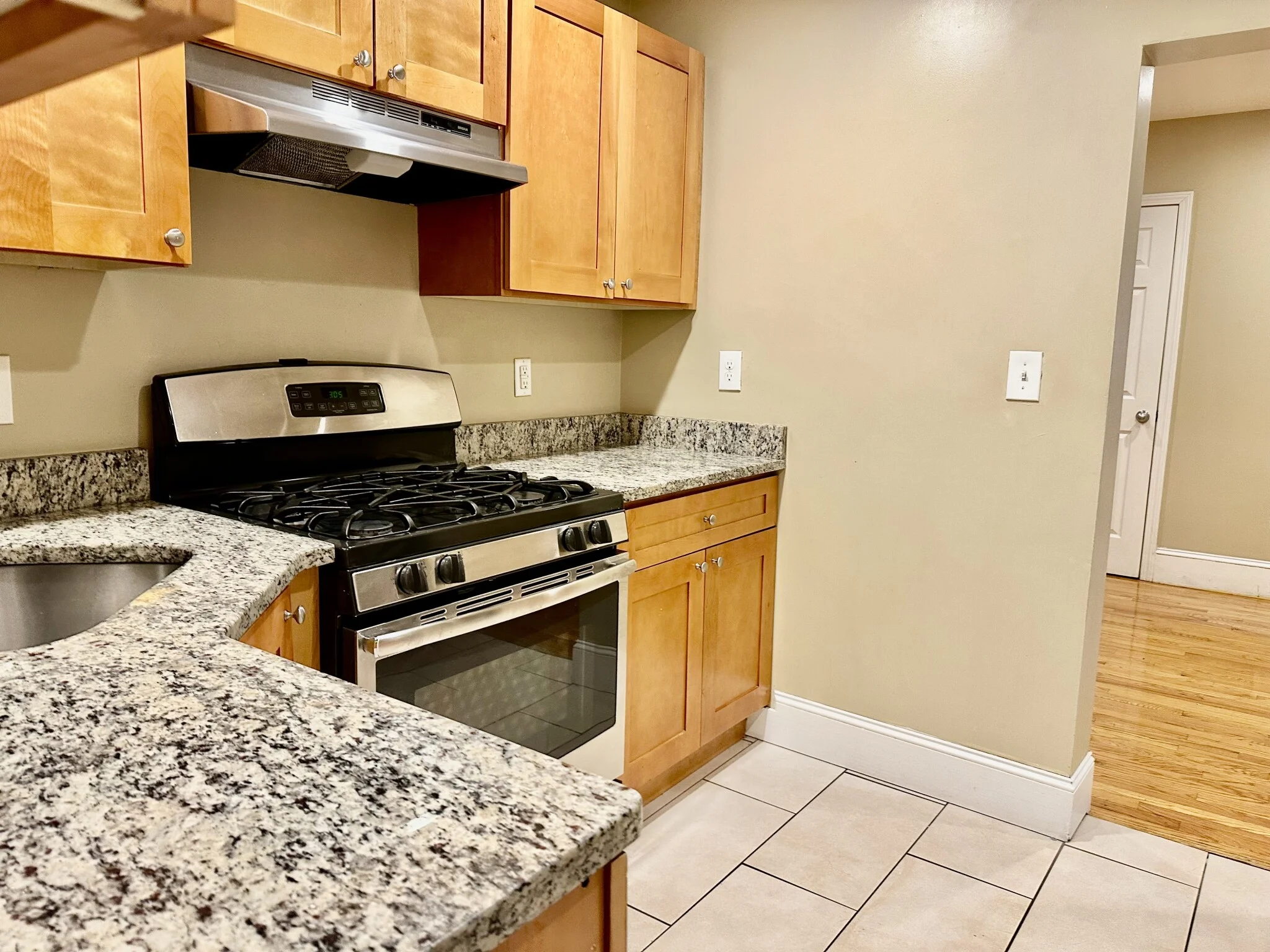 328 Saint Paul St, Brookline