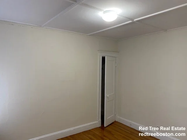 1175 Boylston St, Fenway