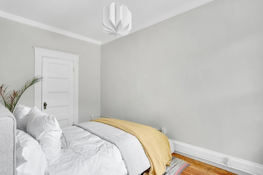 1485 Beacon St, Coolidge Corner