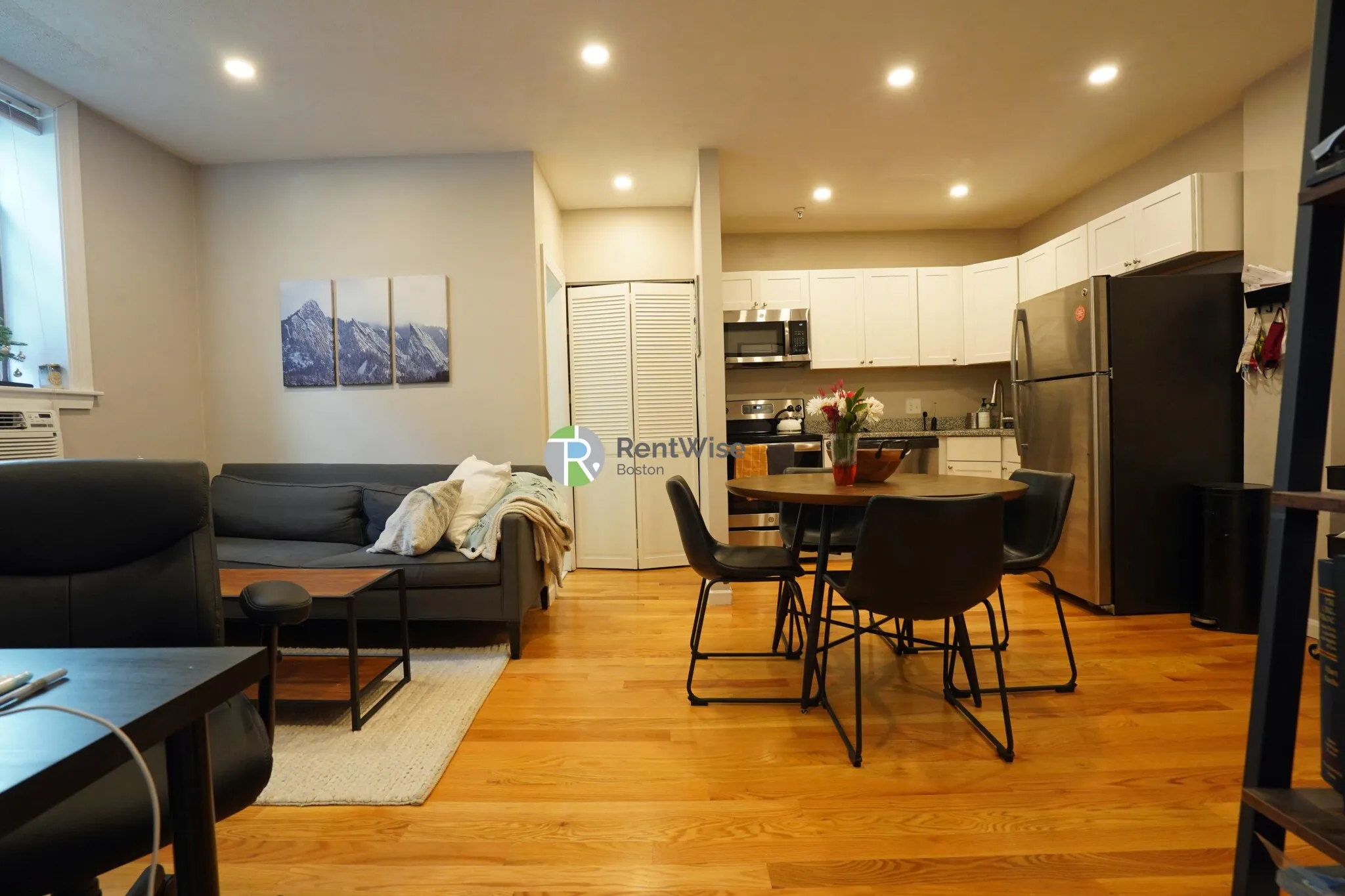 1200 Commonwealth Ave, Brighton