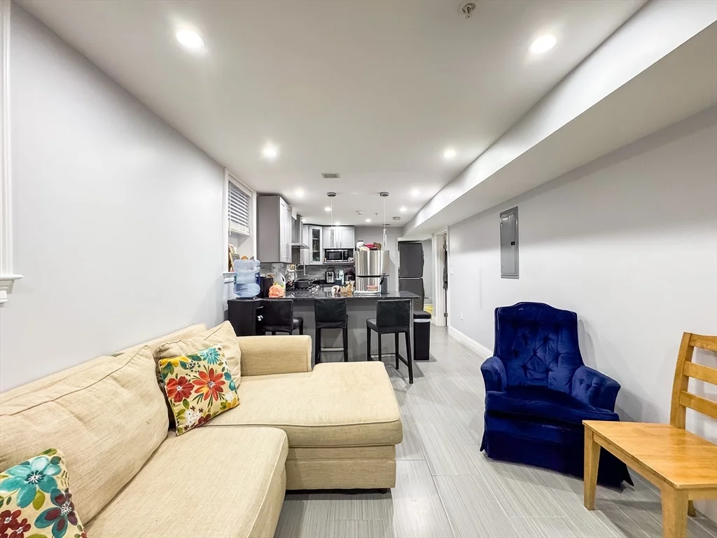 62 Hecla St, Dorchester