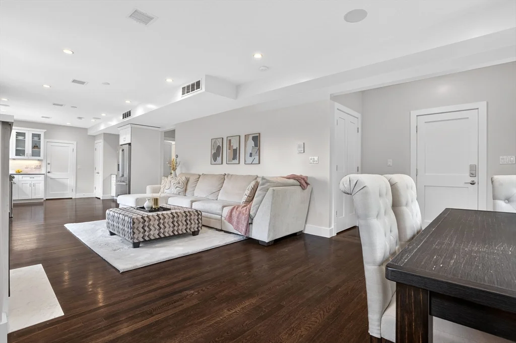 319 Forest Hills St, Jamaica Plain