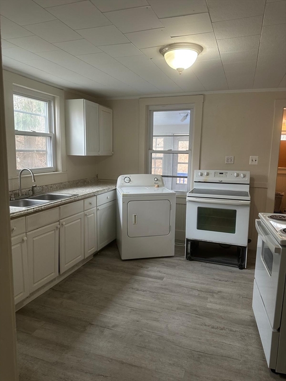 167 Pleasant St, Clinton